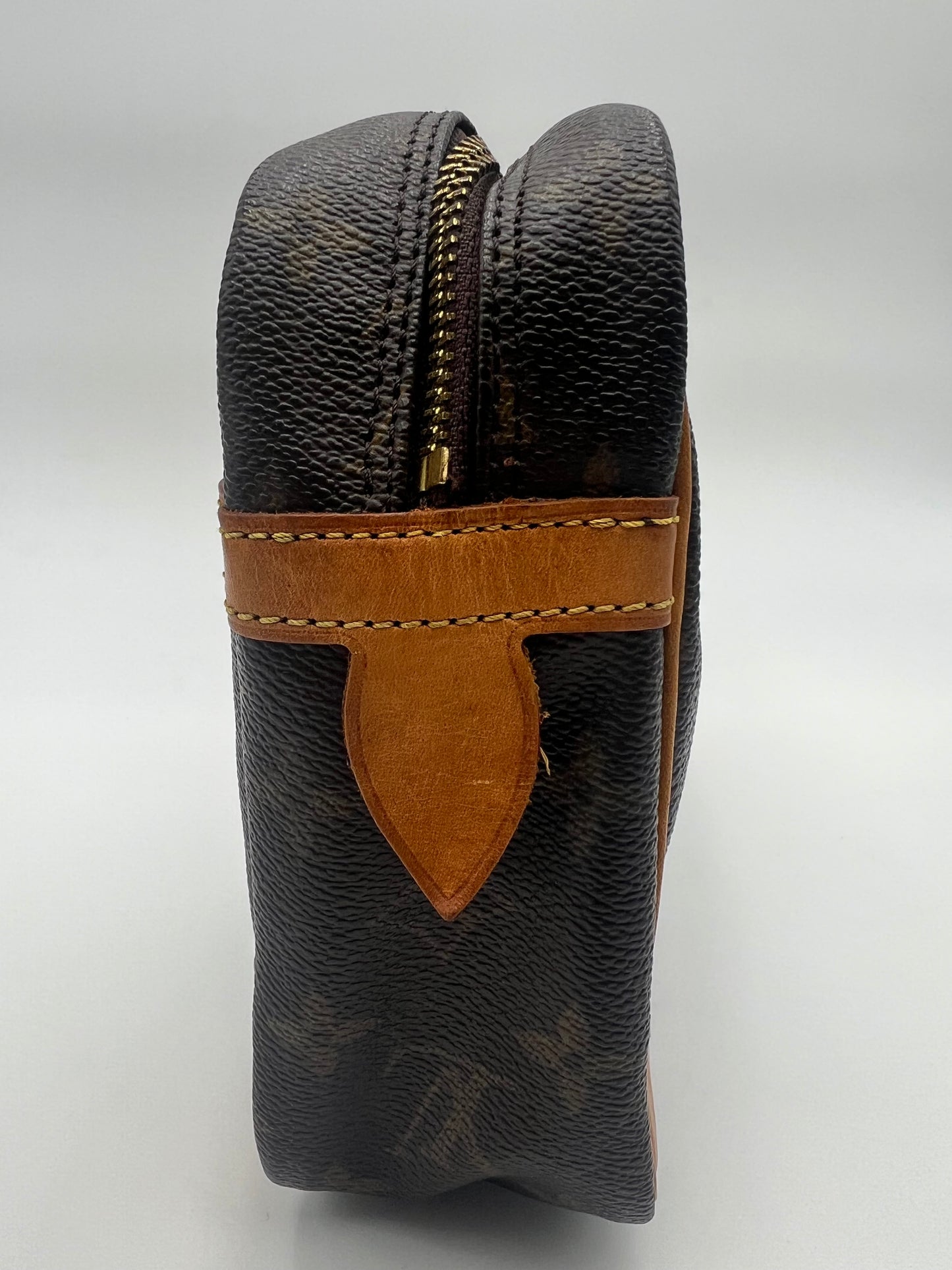 Louis Vuitton Compiegne Clutch 28
