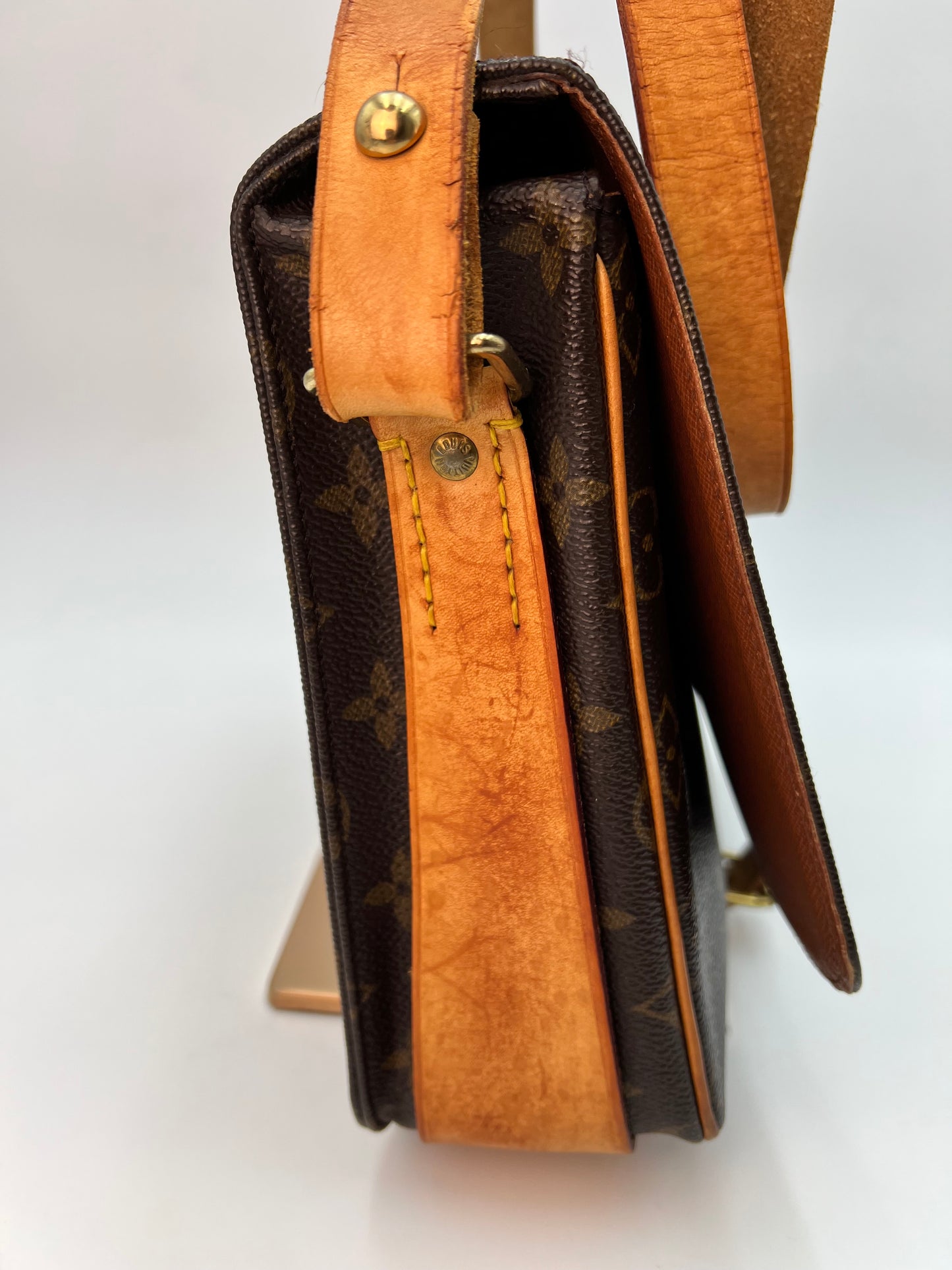 Louis Vuitton Cartouchiere GM
