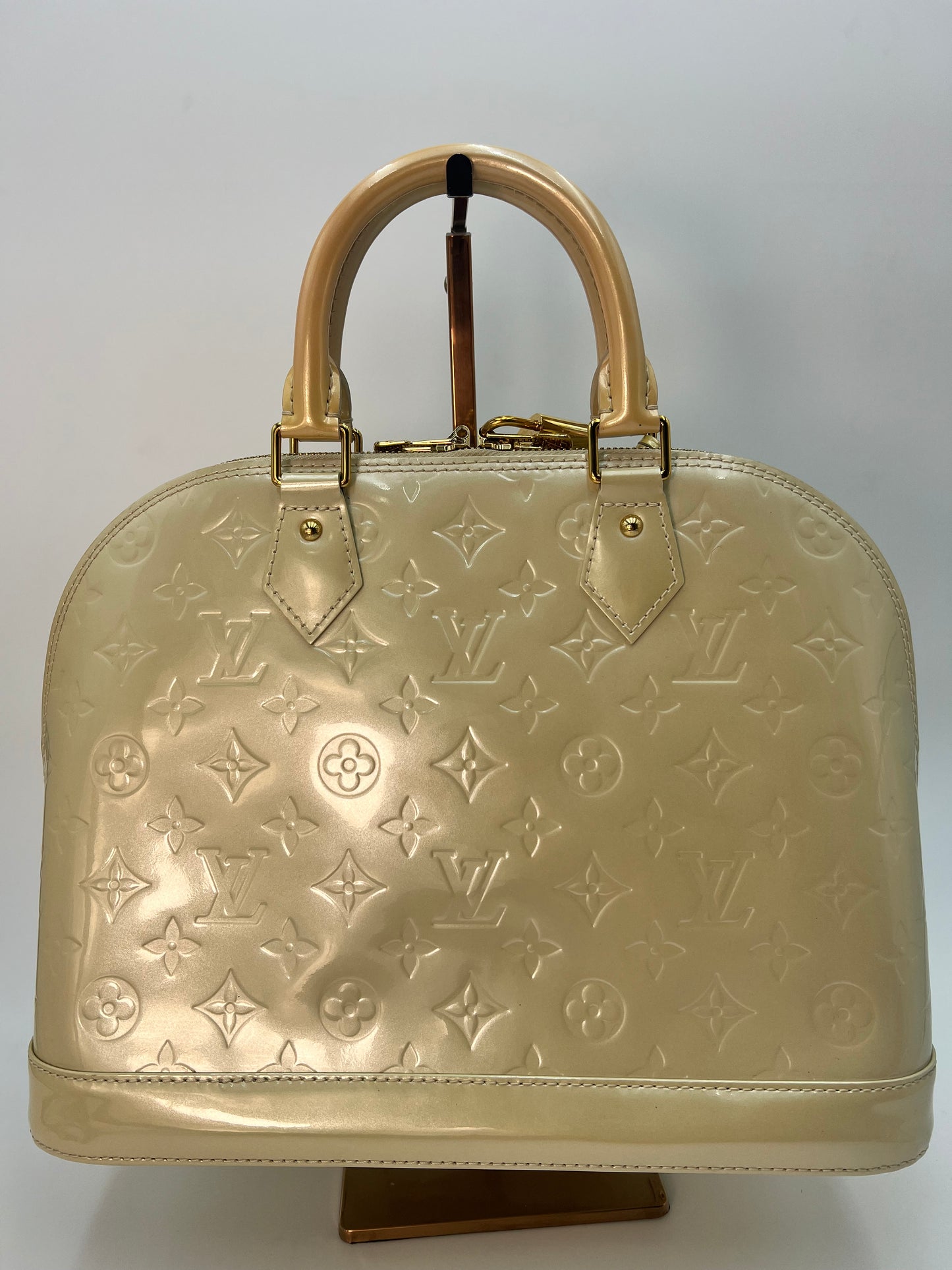 Louis Vuitton Vernis Alma PM (Pearl)
