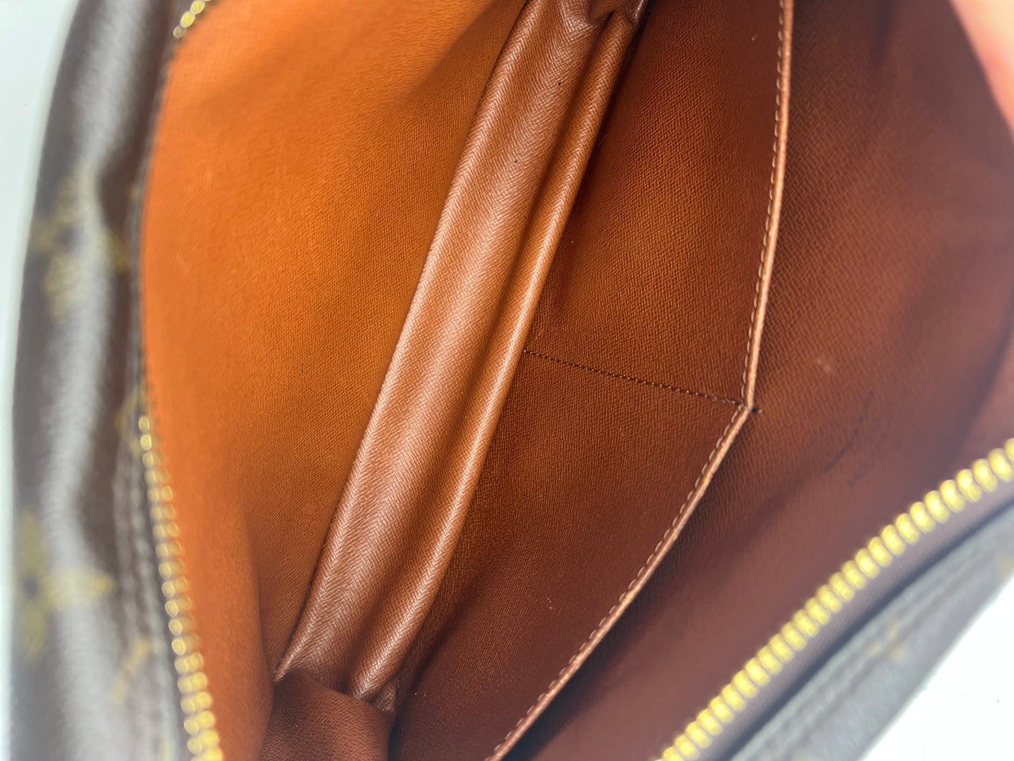 Louis Vuitton Compiegne Clutch 28