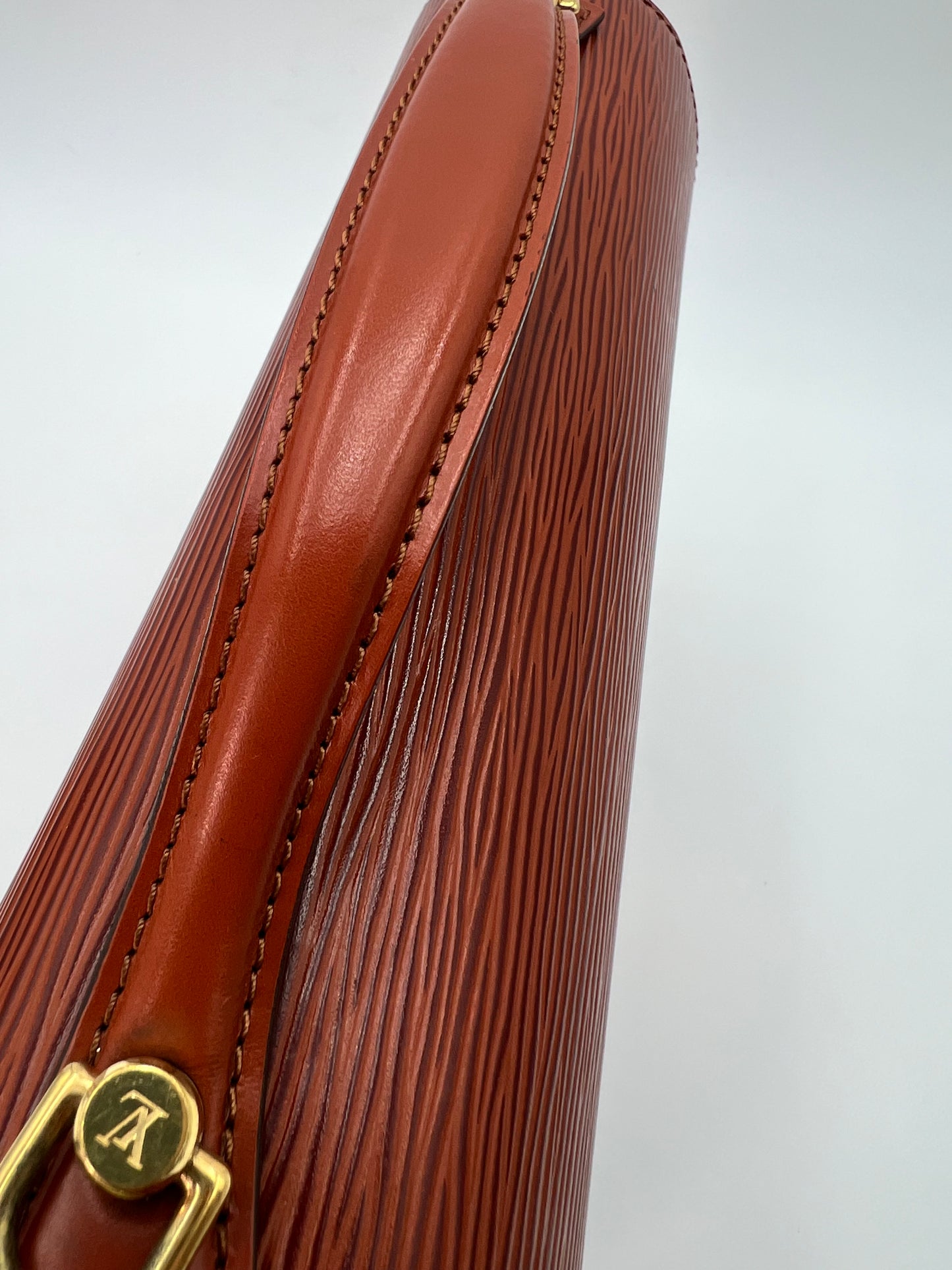 Louis Vuitton Epi Monceau 28