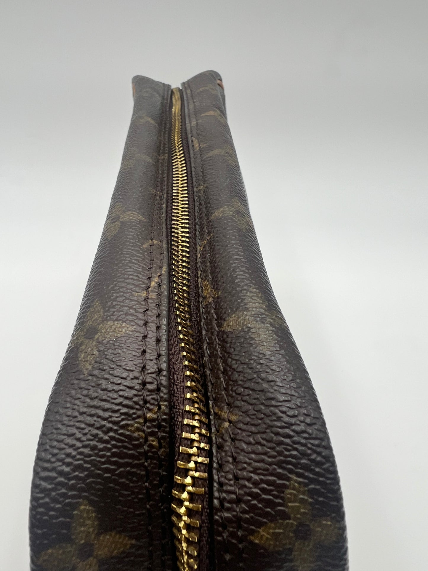 Louis Vuitton Compiegne Clutch 28