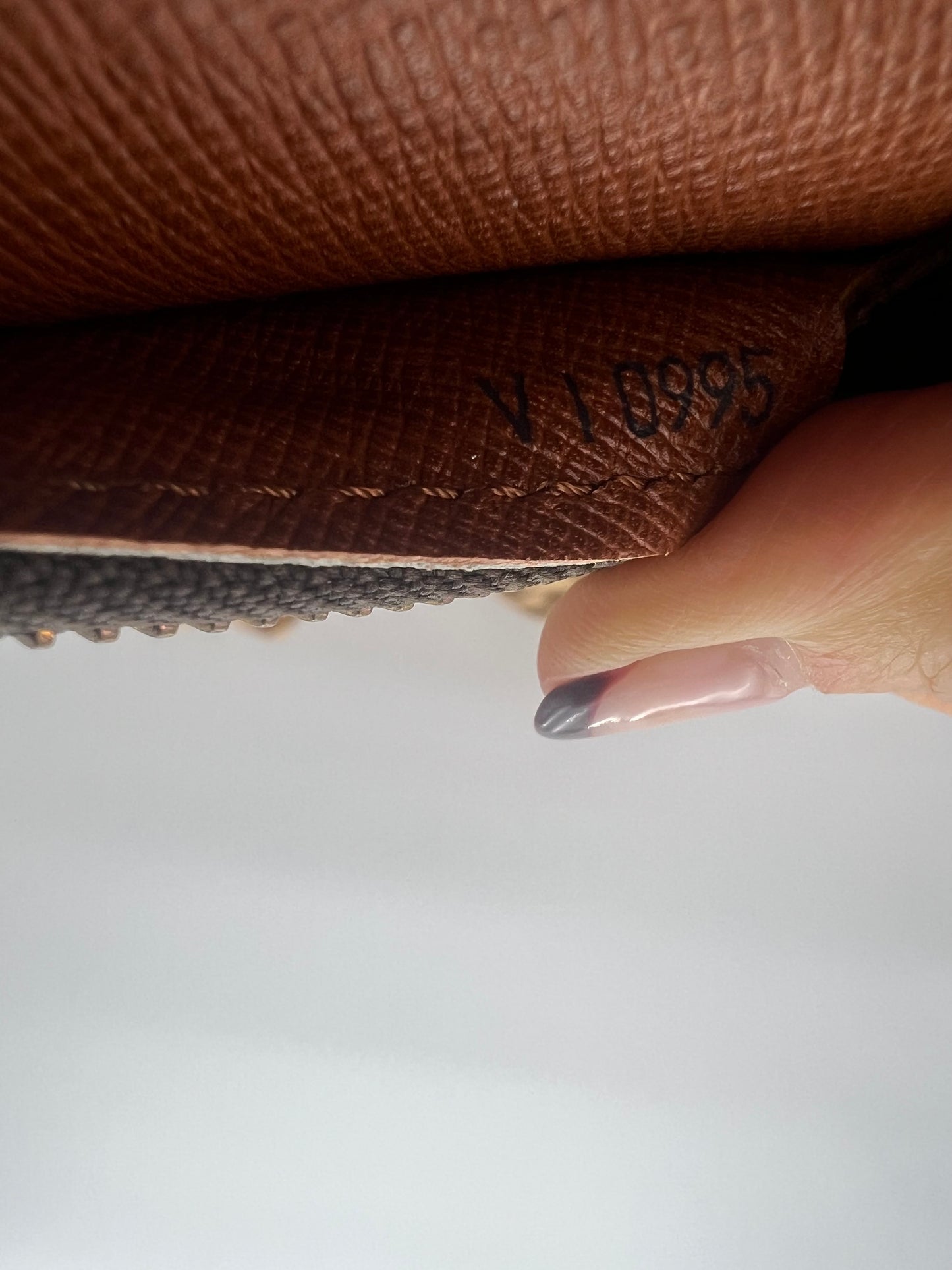 Louis Vuitton Babylone Tote