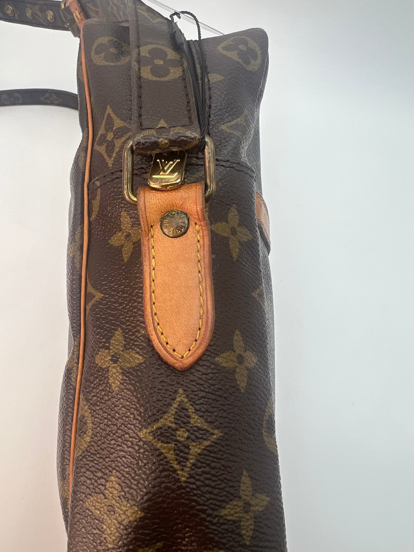 Louis Vuitton Danube GM