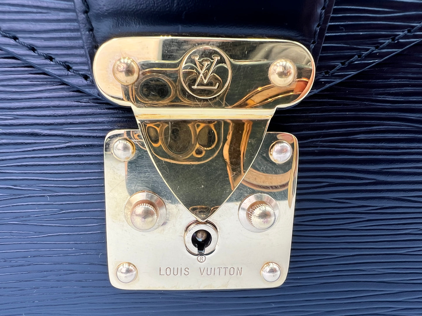Louis Vuitton Epi Monceau 28