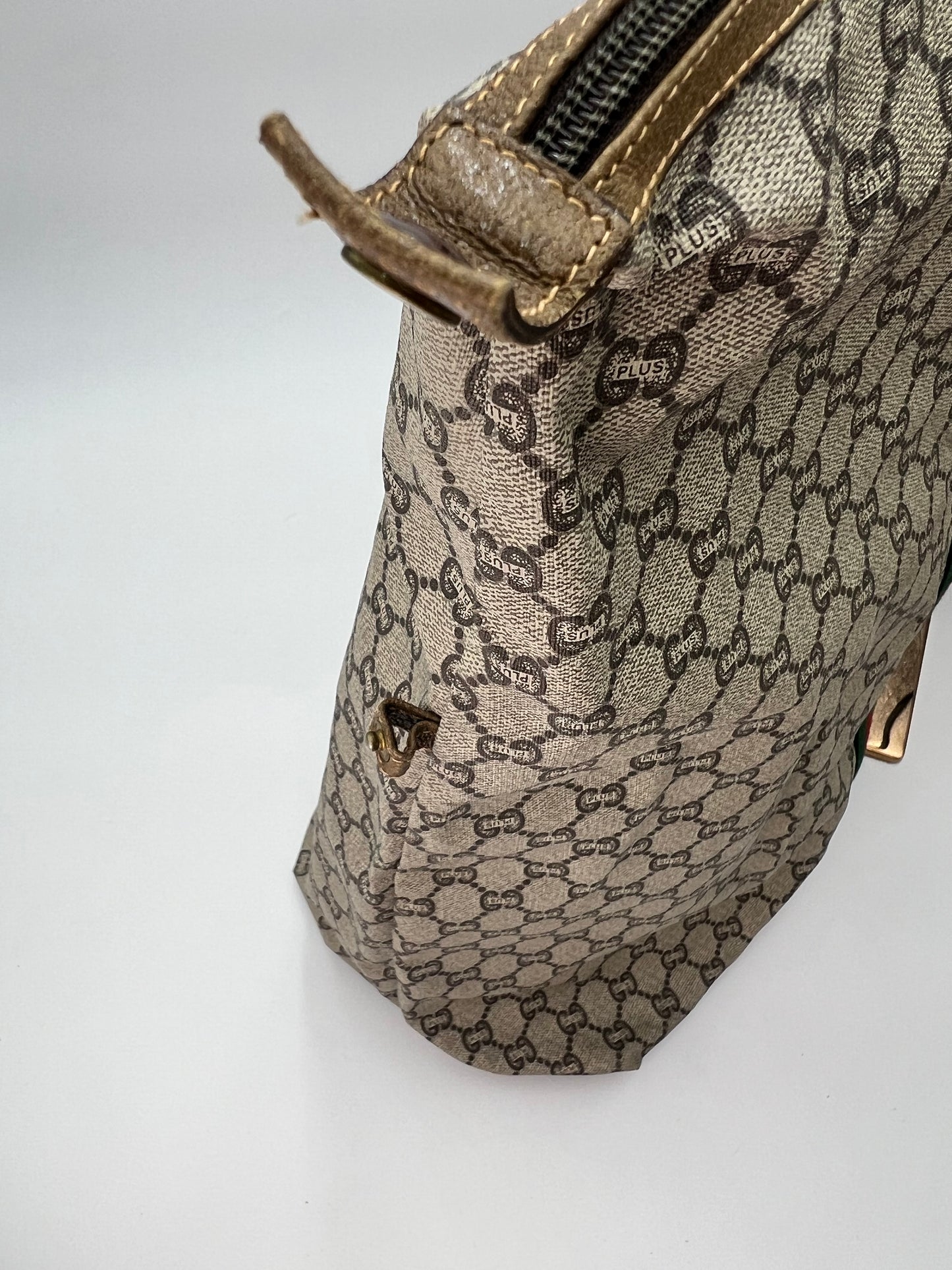 Gucci Weekender