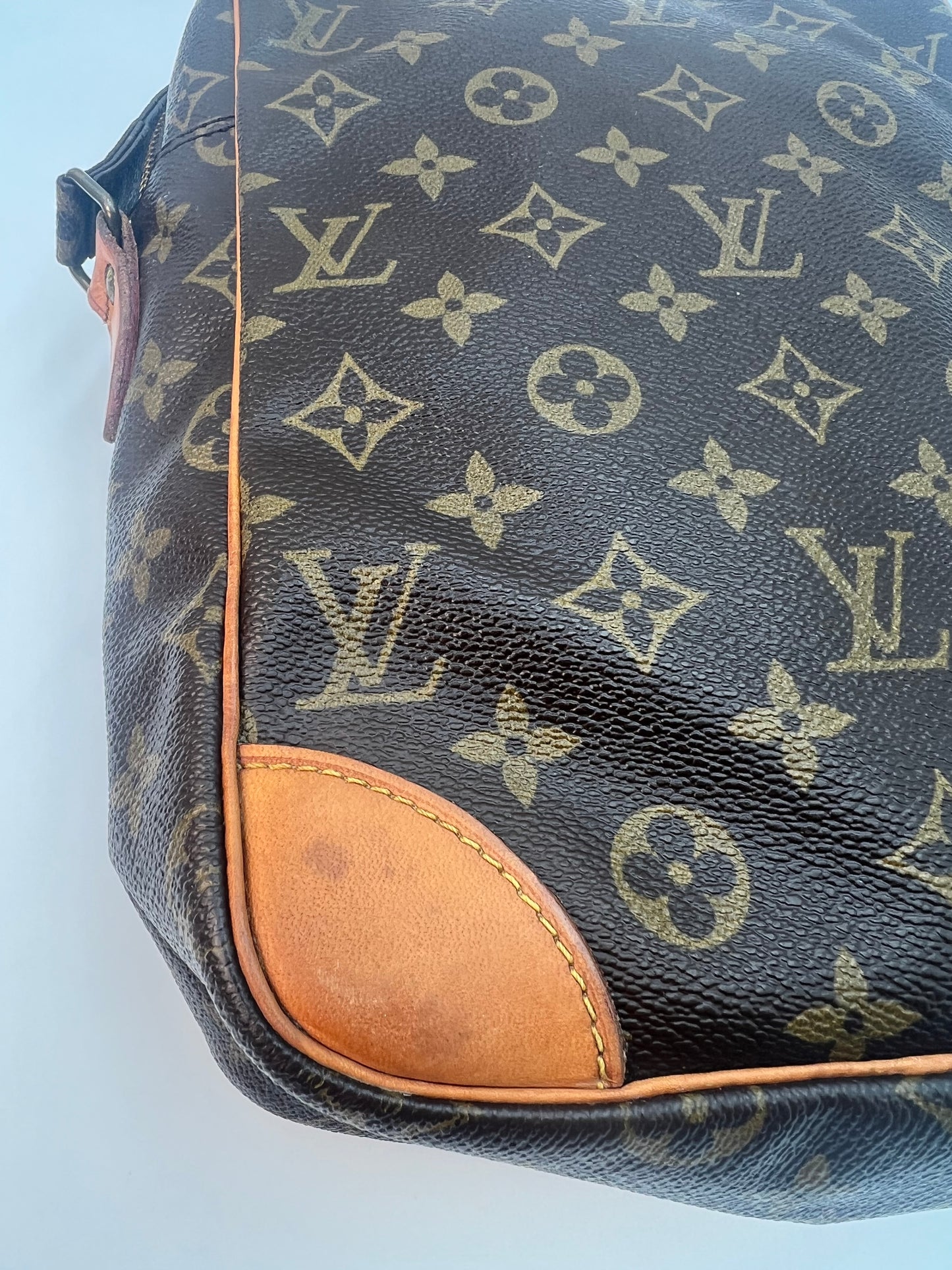 Louis Vuitton Danube GM