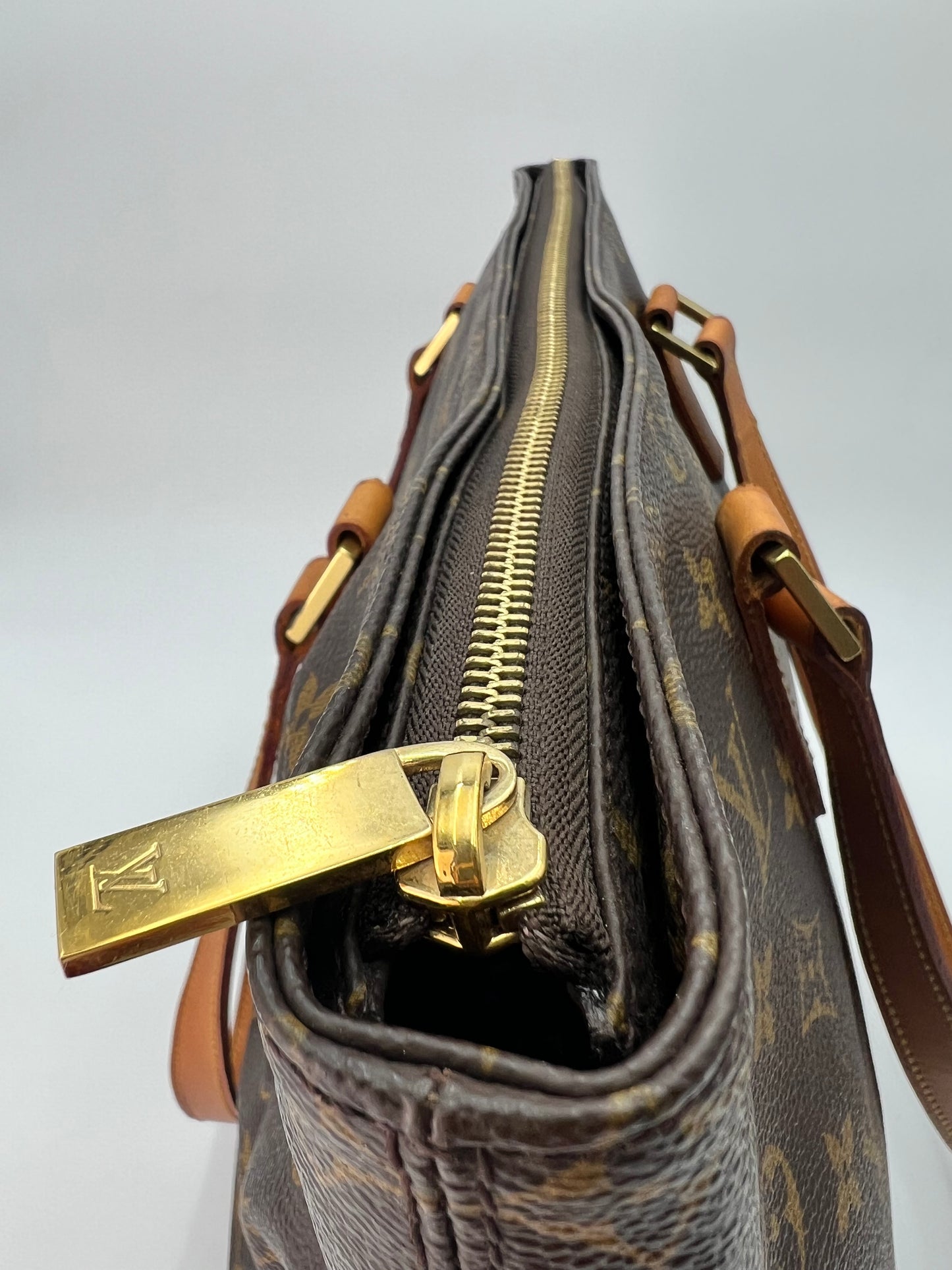 Louis Vuitton Cabas Mezzo