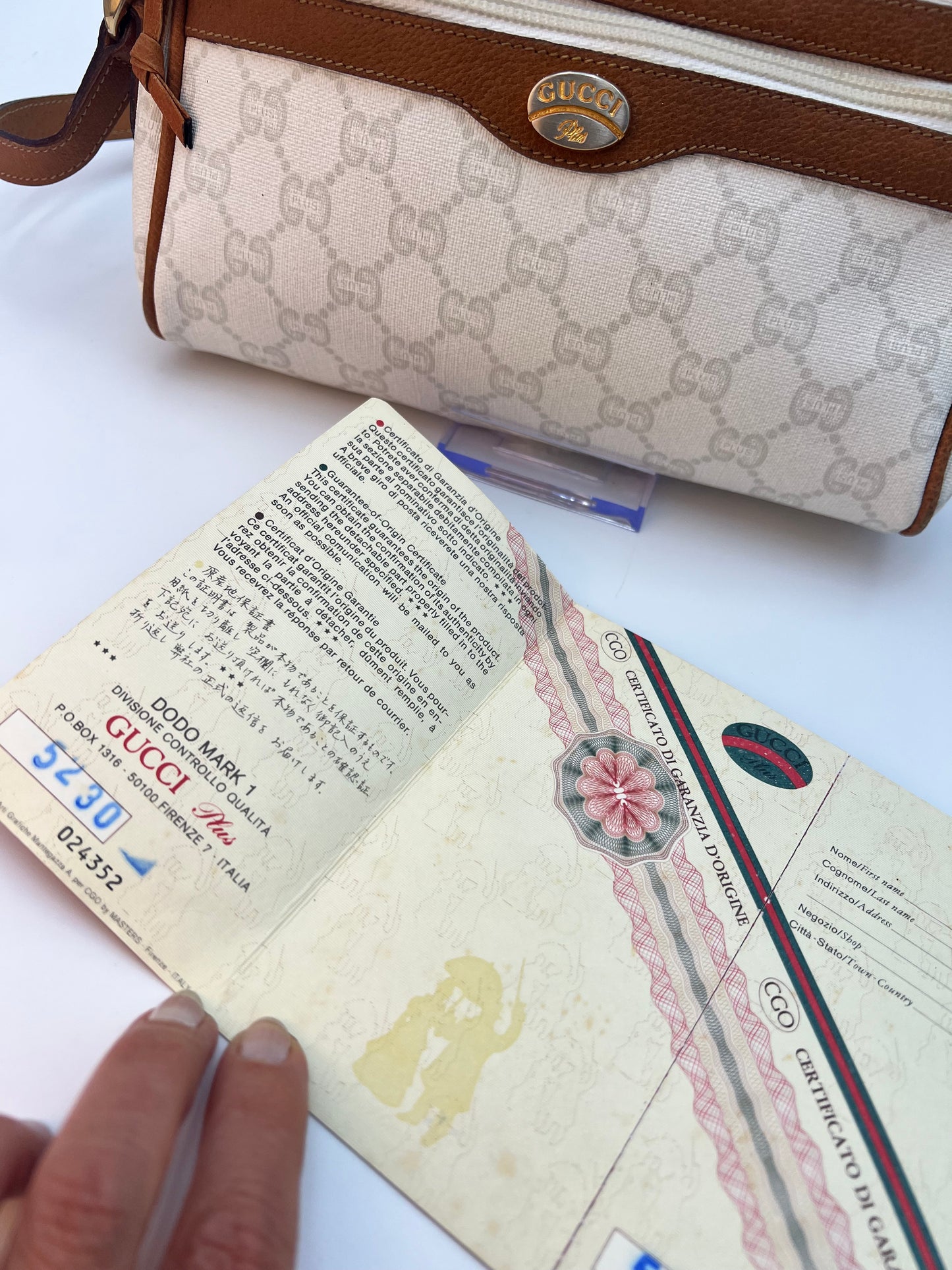 Gucci Plus Vintage Crossbody