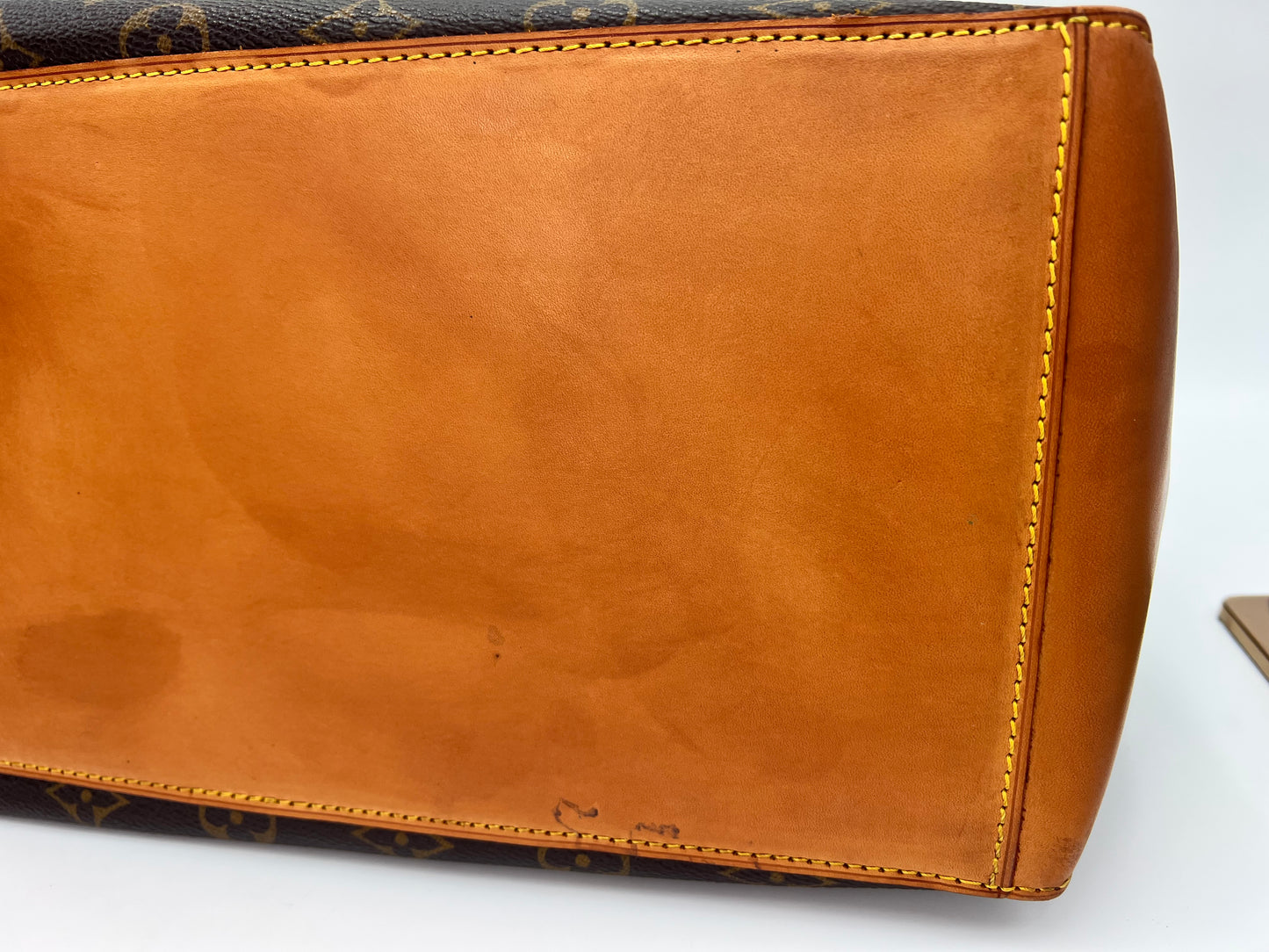 Louis Vuitton Cabas Mezzo