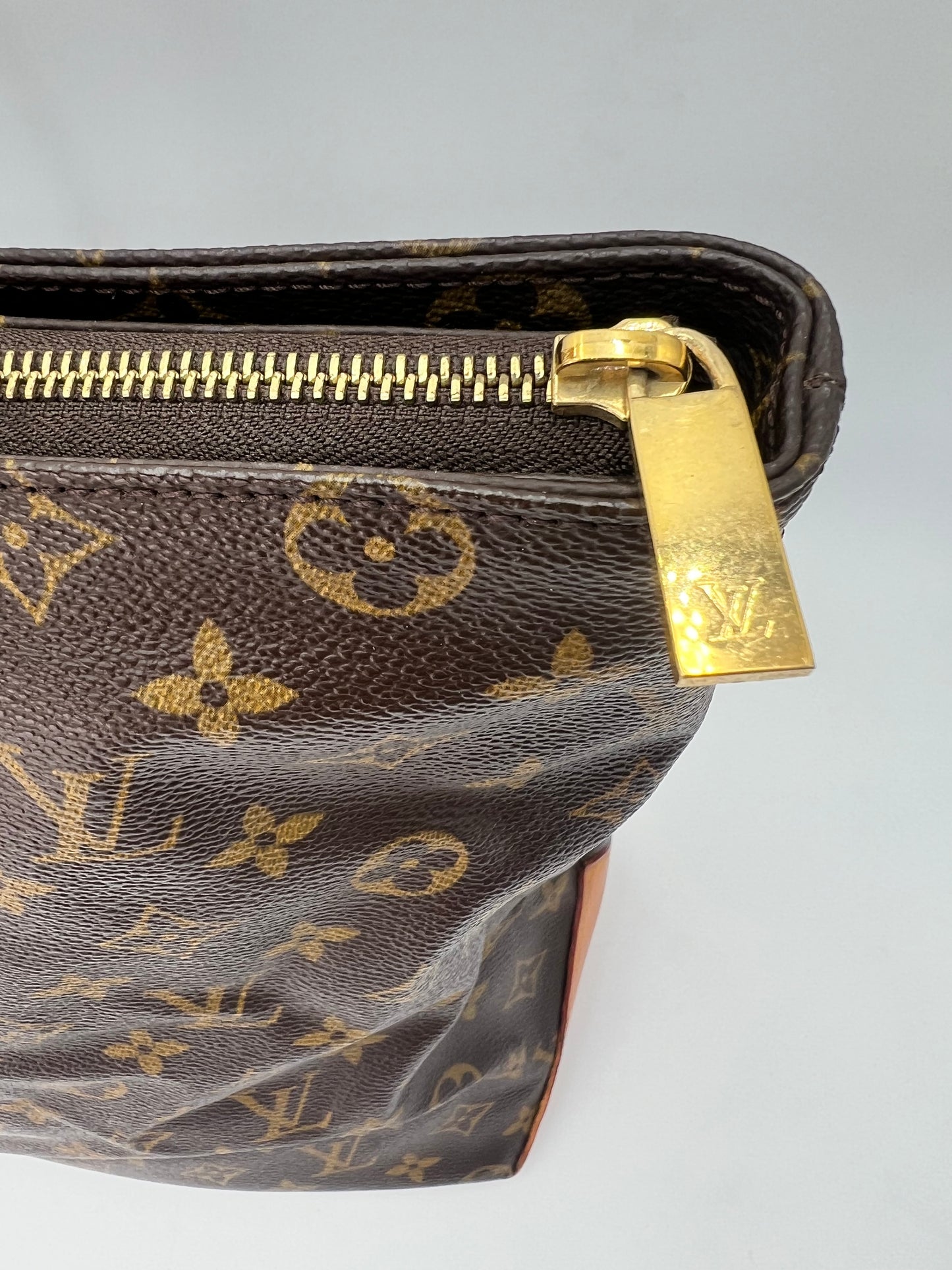 Louis Vuitton Cabas Mezzo