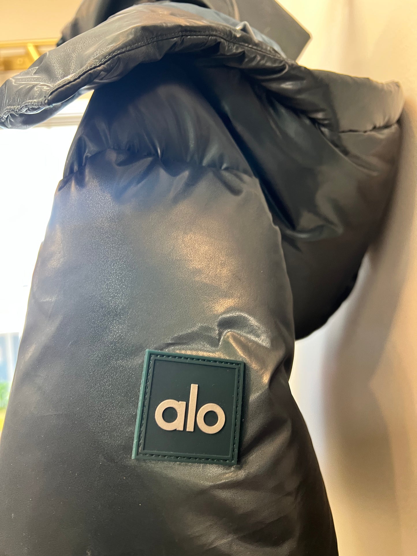 ALO Cropped Puffer