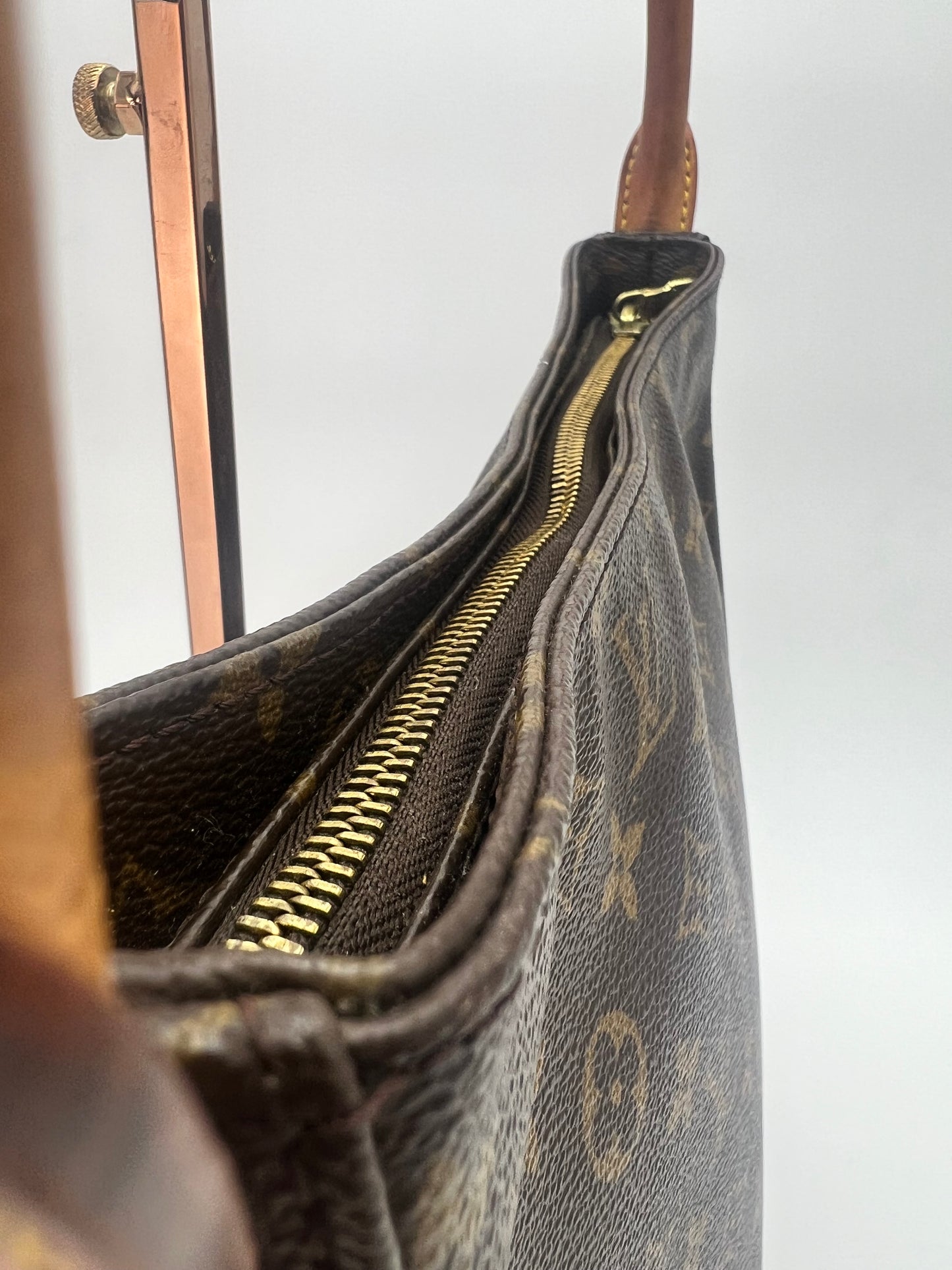 Louis Vuitton Looping GM