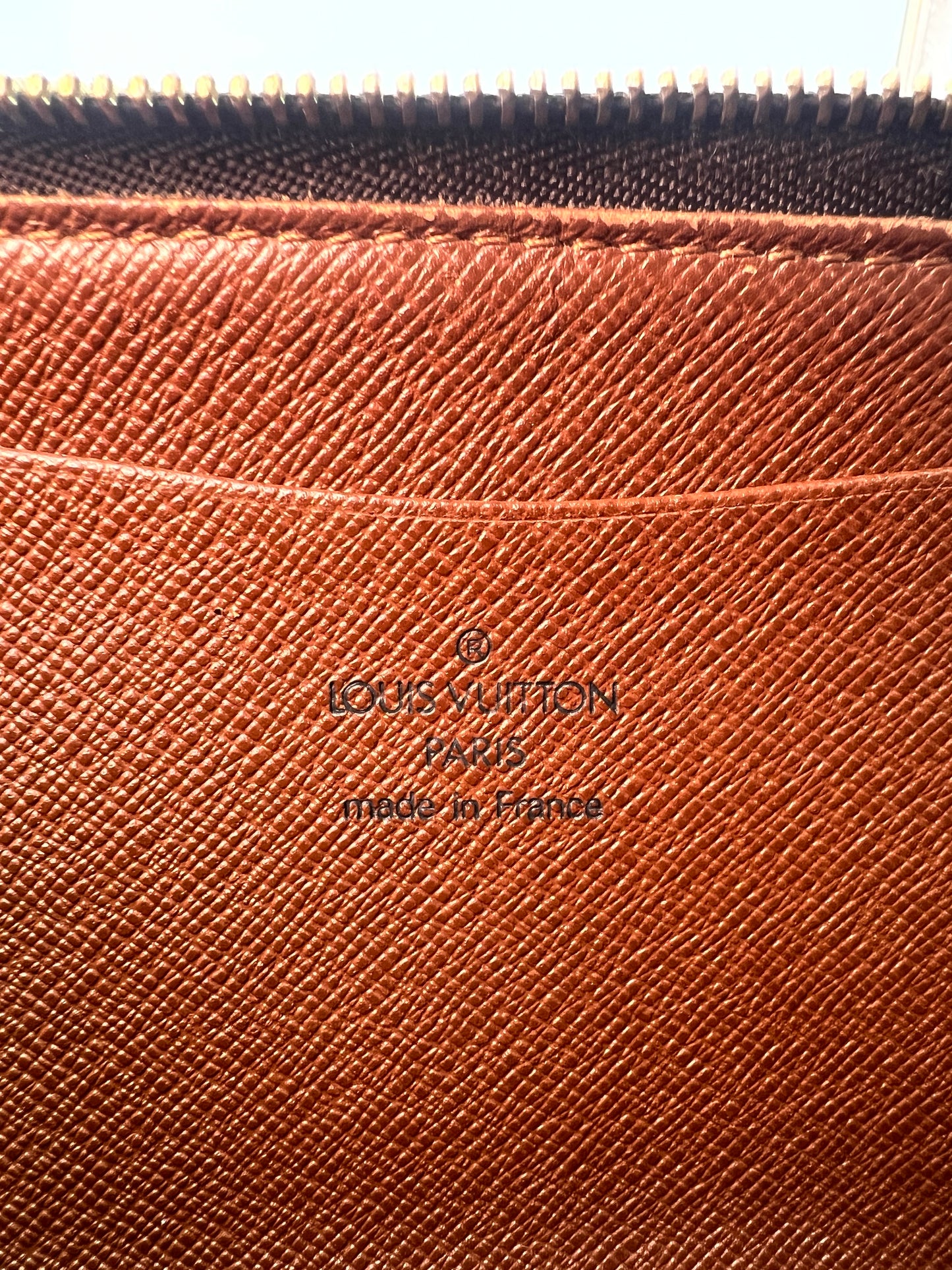 Louis Vuitton Zippy Wallet Clutch