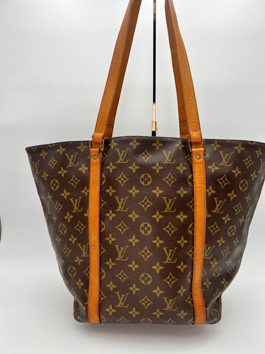 Louis Vuitton Sac Shopping Tote