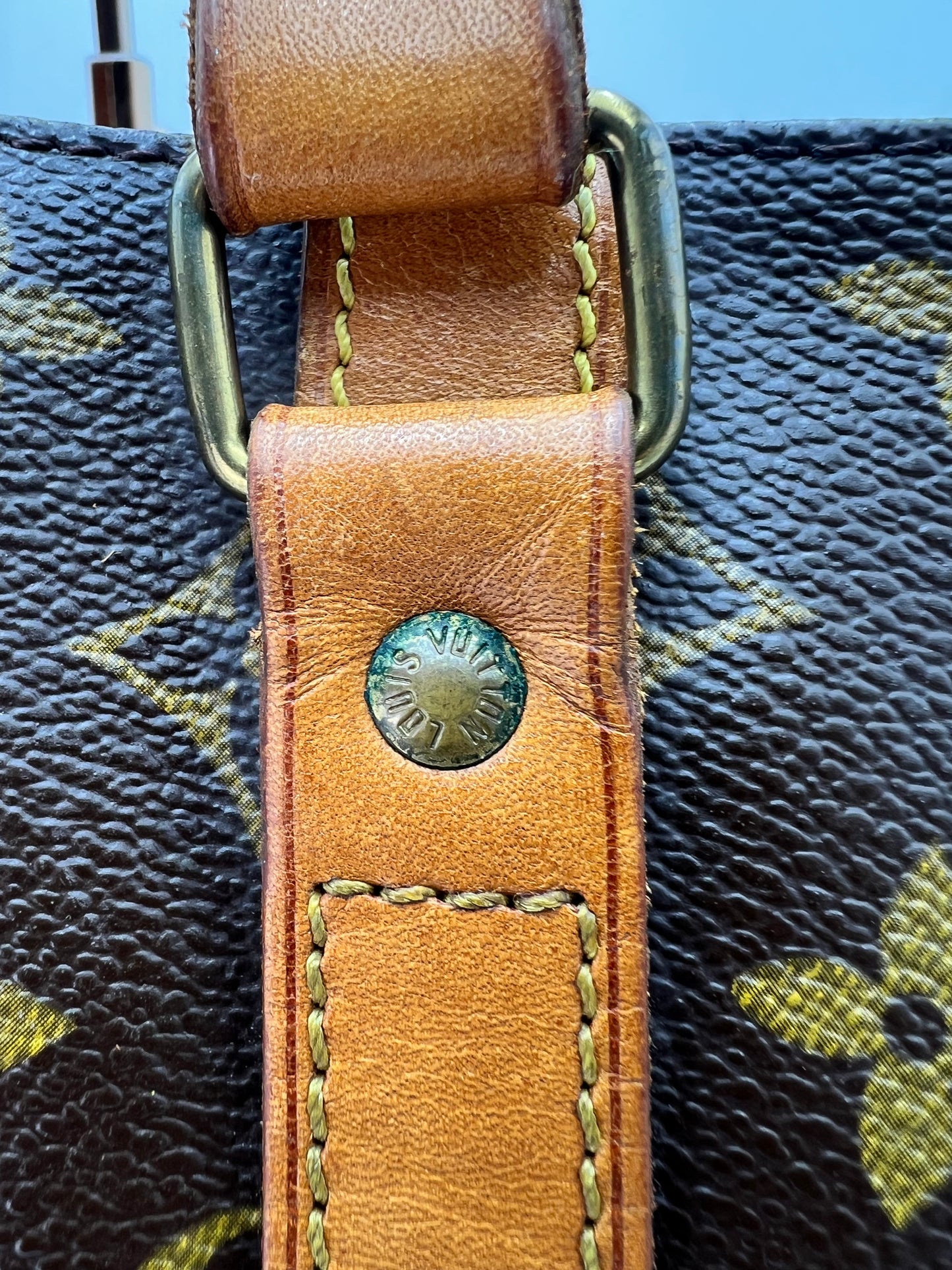 Louis Vuitton Sac Shopping Tote