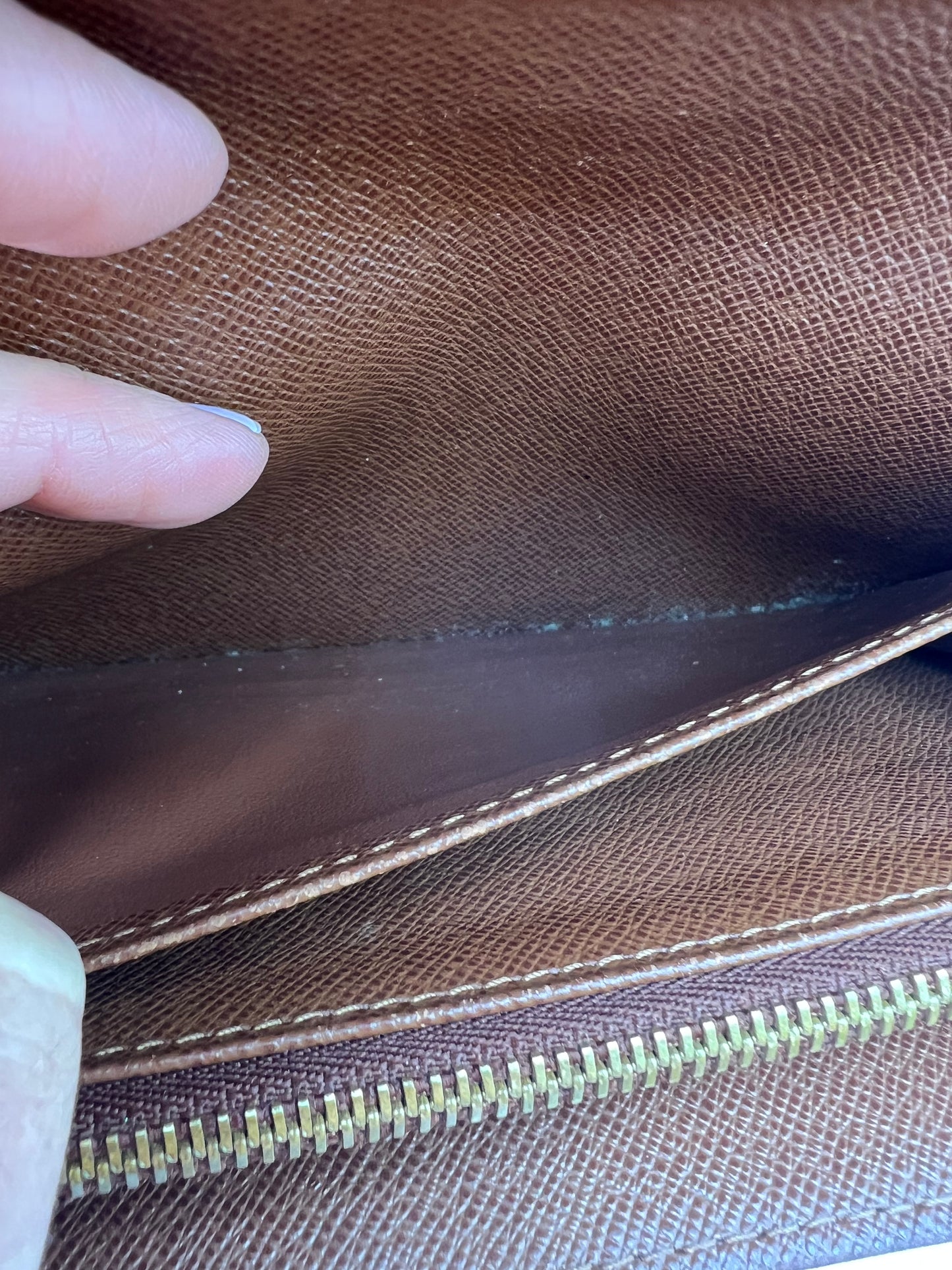 Louis Vuitton Sarah Wallet