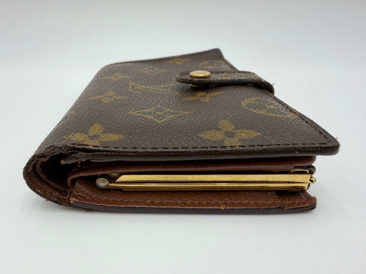 Louis Vuitton Monogram Kisslock Wallet