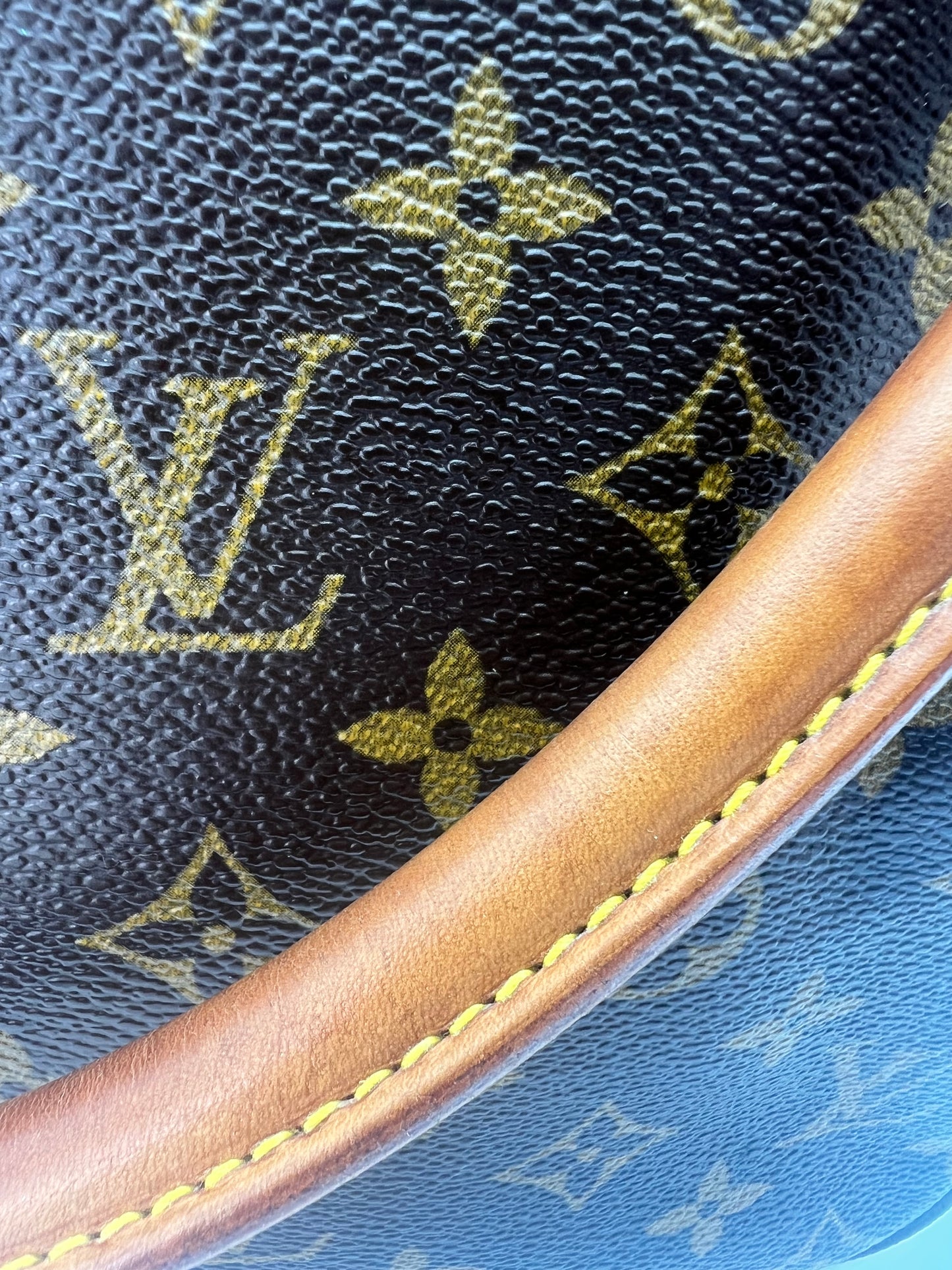 Louis Vuitton Looping GM