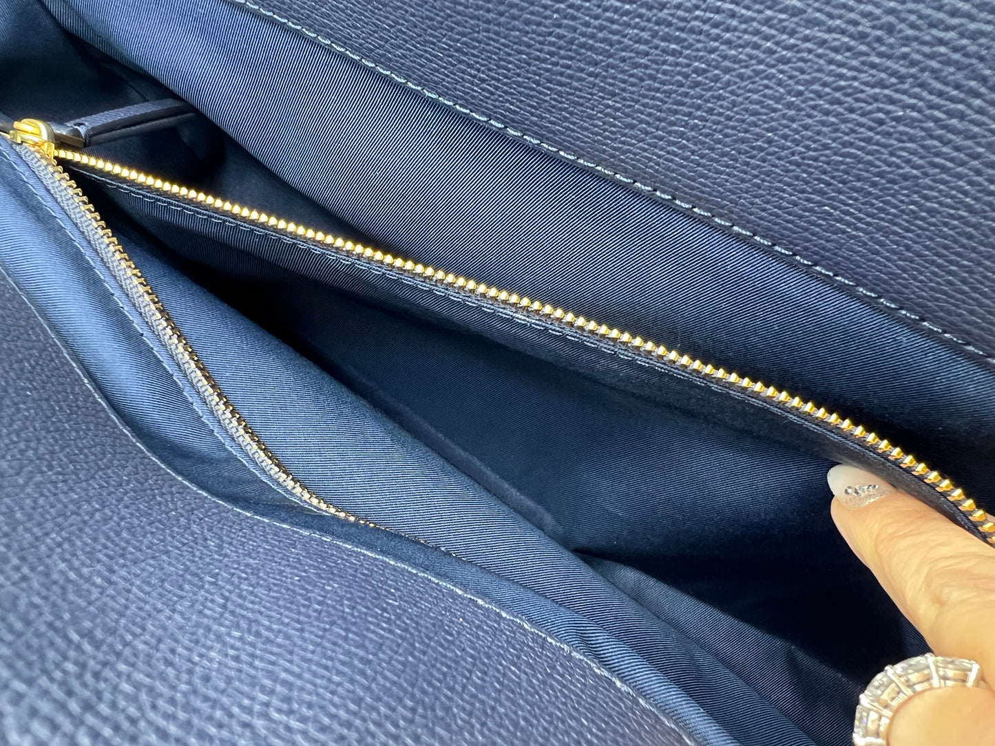 Tory Burch Kira Leather Tote
