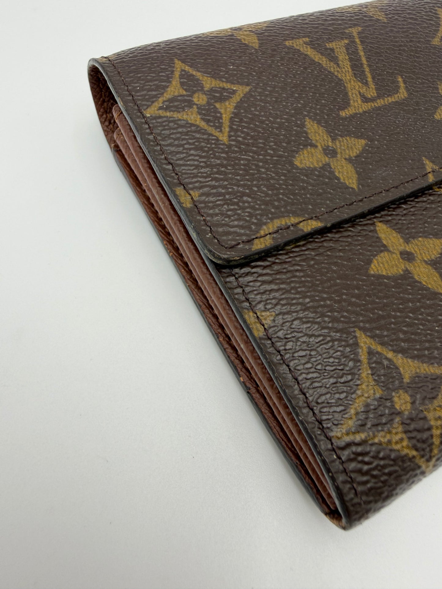 Louis Vuitton Monogram Sarah Wallet
