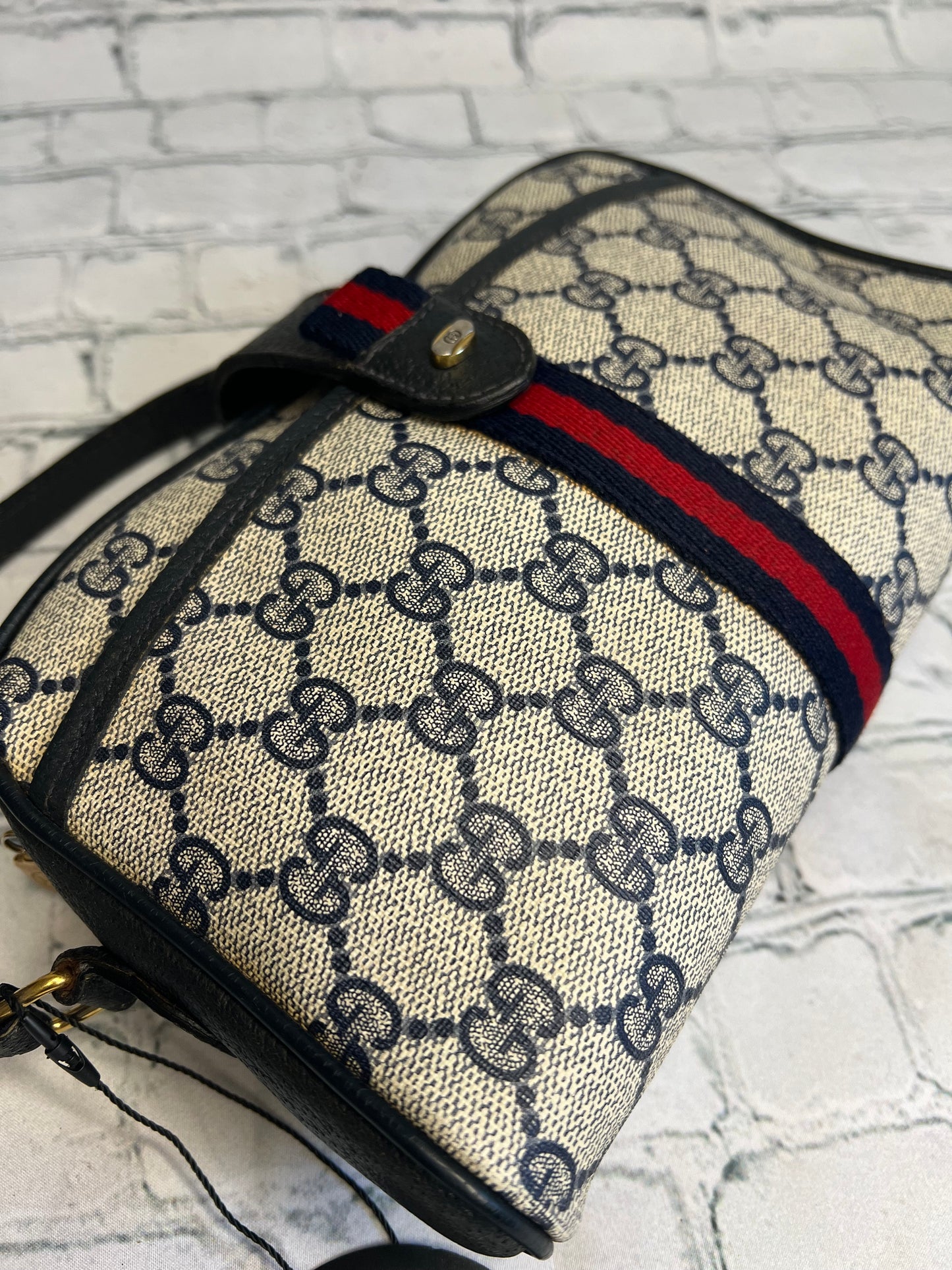 Gucci Navy Sherry Line Crossbody