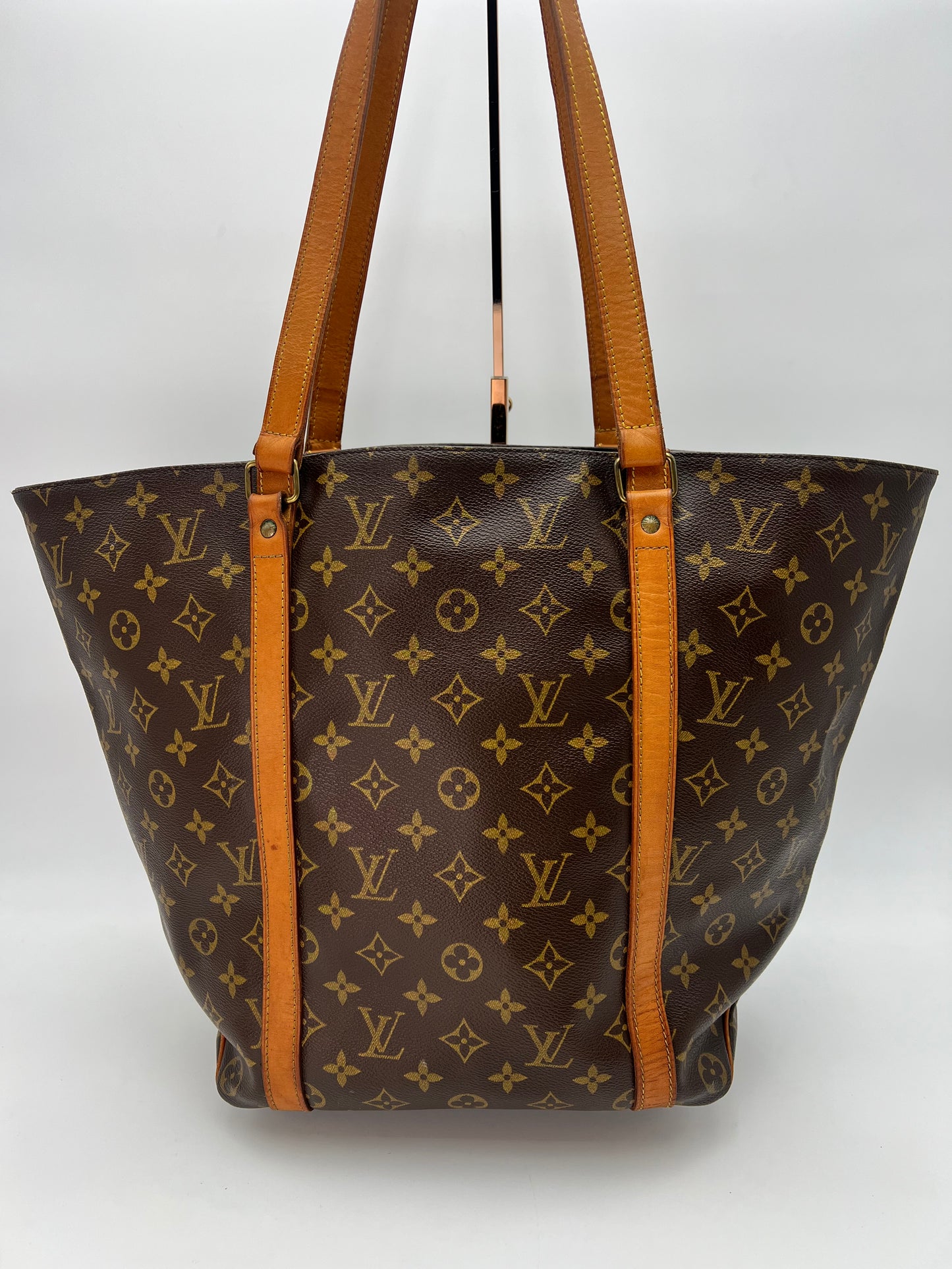 Louis Vuitton Sac Shopping Tote