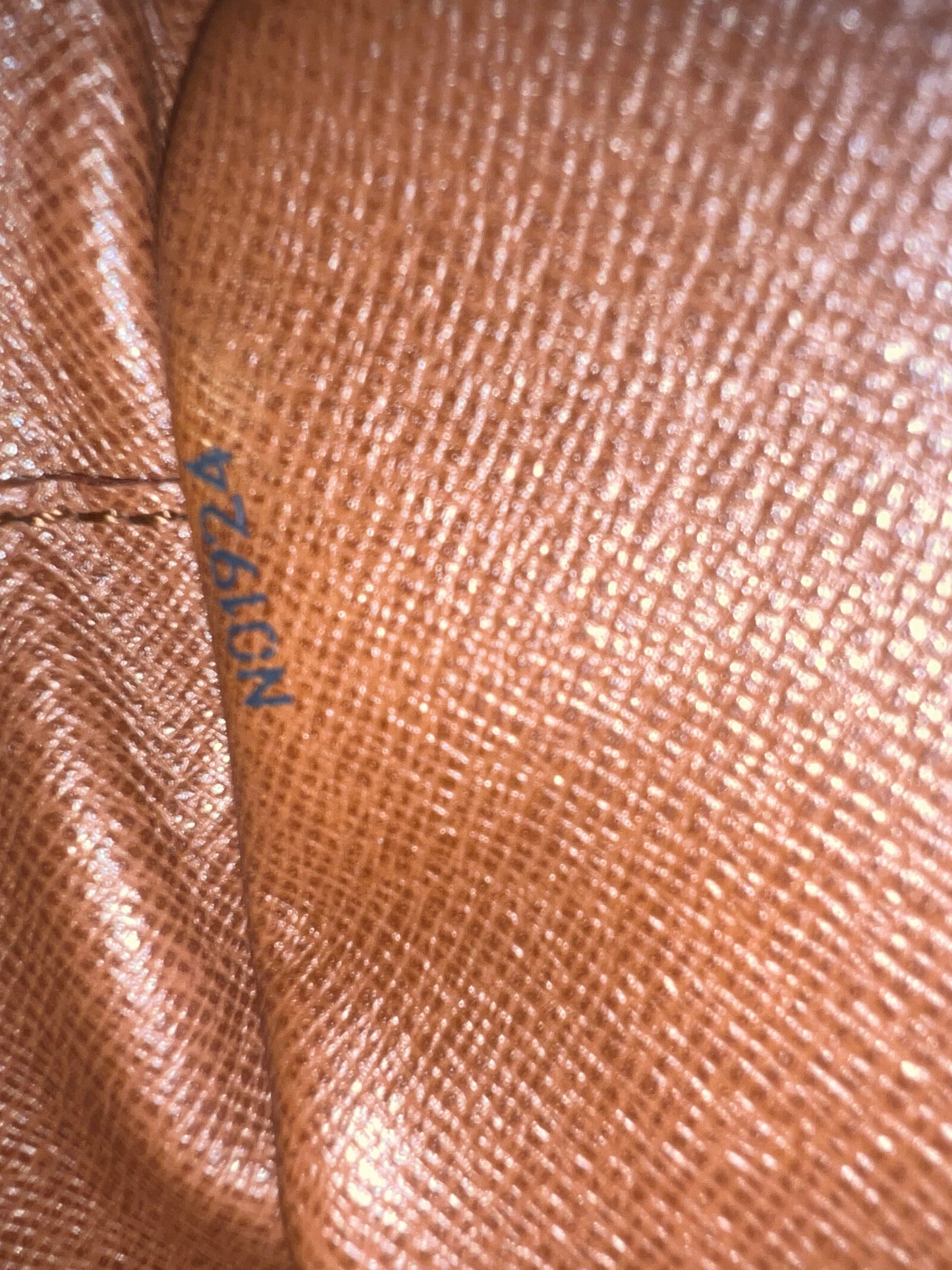 Louis Vuitton Saint Germain 27