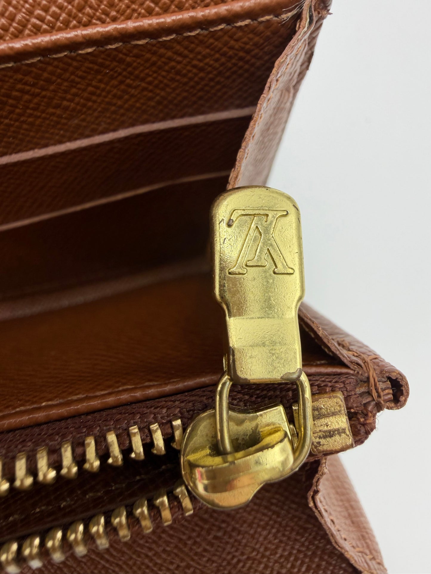 Louis Vuitton Monogram Sarah Wallet