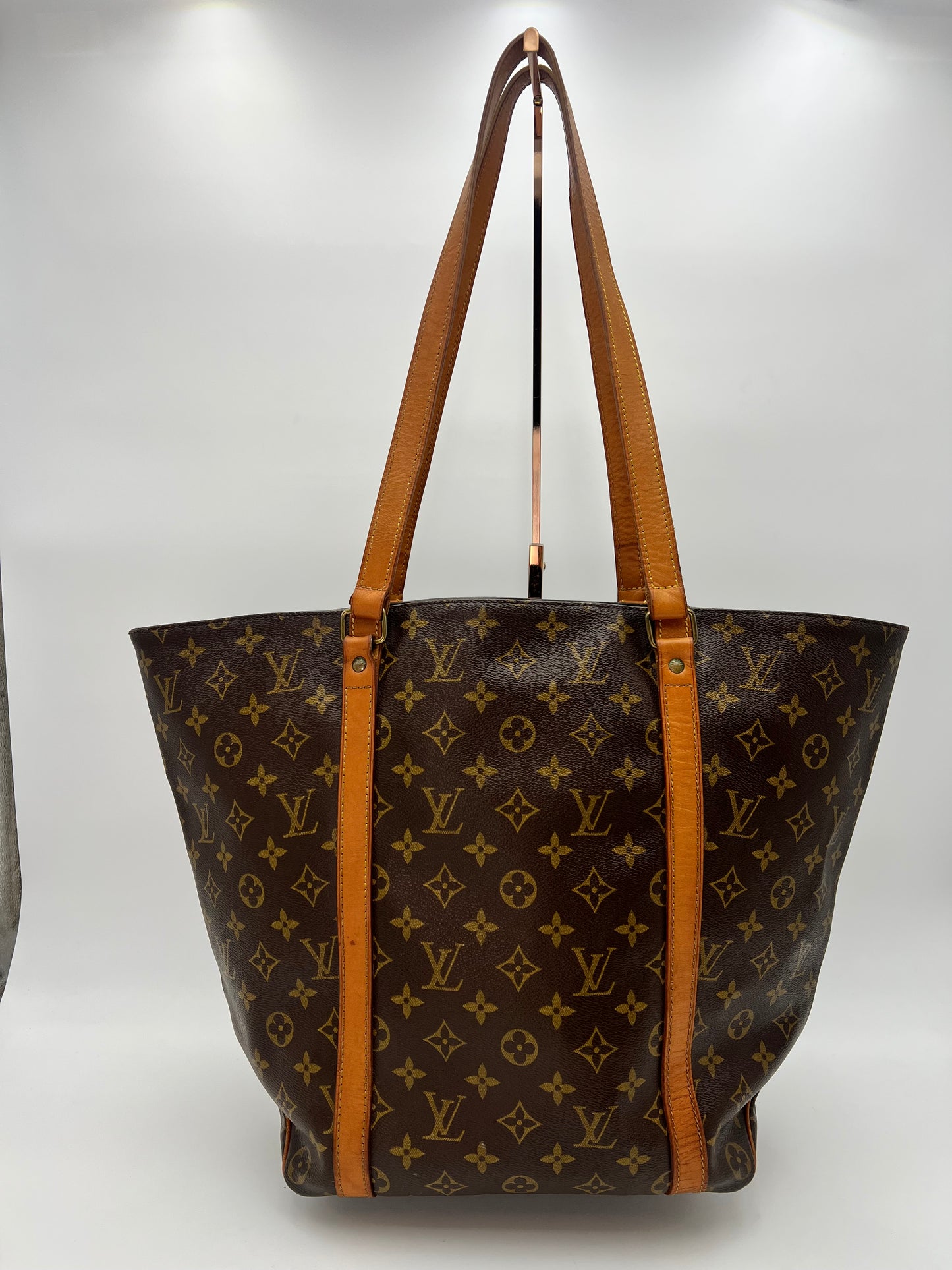 Louis Vuitton Sac Shopping Tote