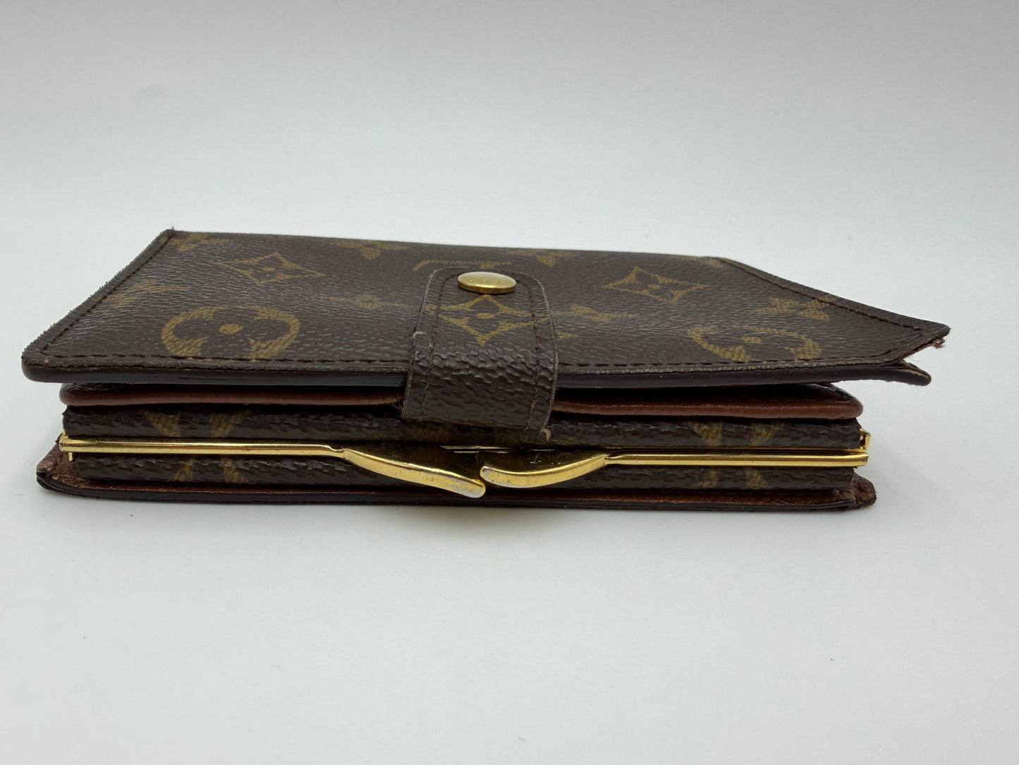 Louis Vuitton Monogram Kisslock Wallet