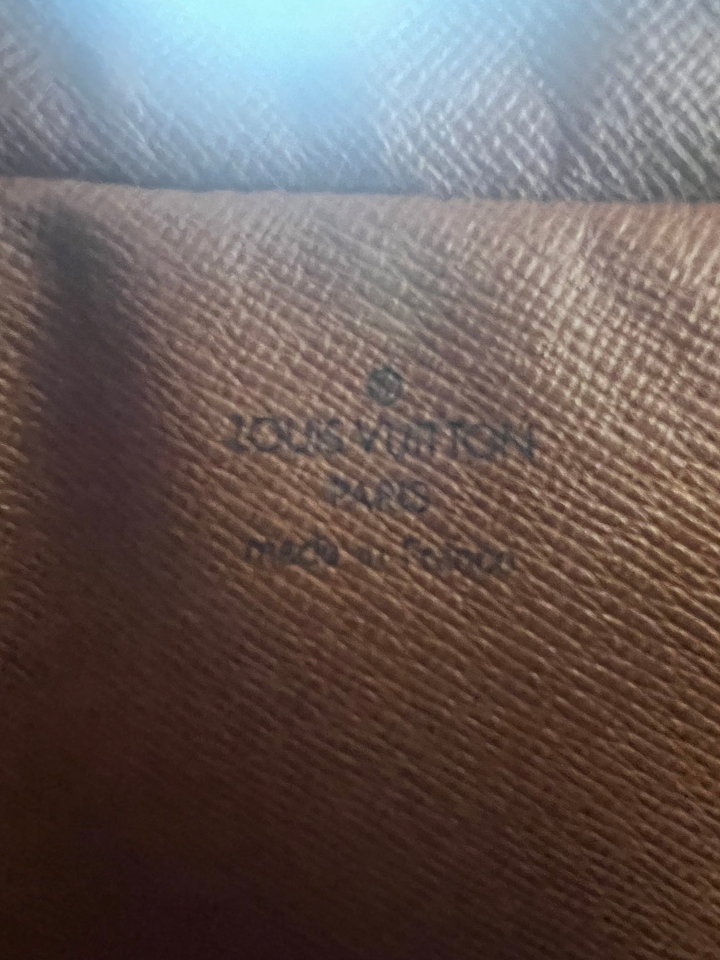 Louis Vuitton Saint Germain 27