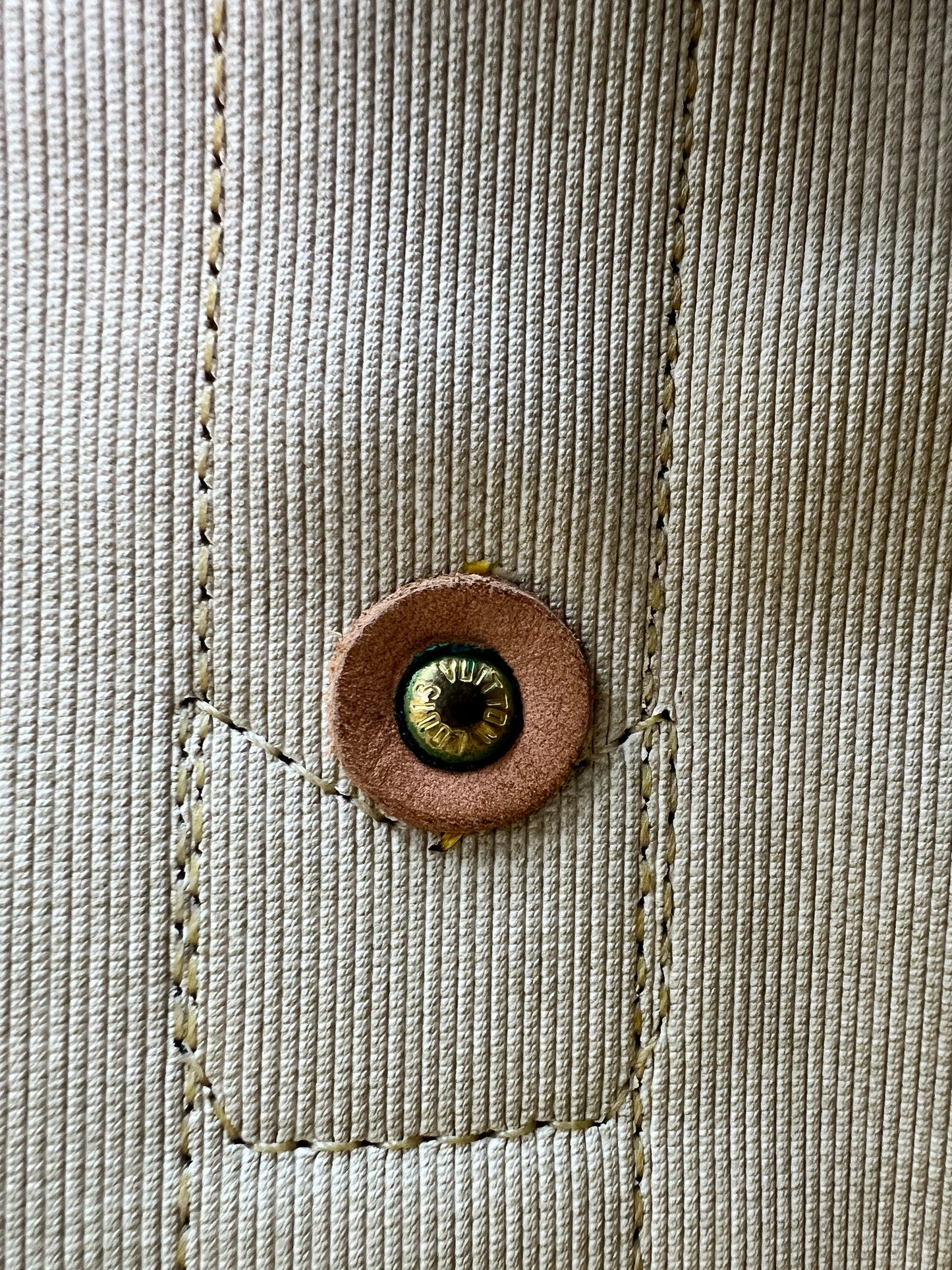 Louis Vuitton Satellite 53