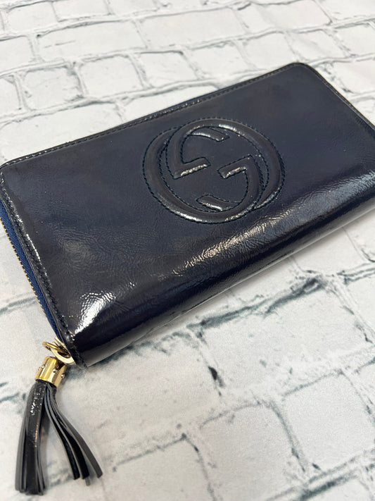 Gucci Patent SOHO Zippy Wallet - Navy