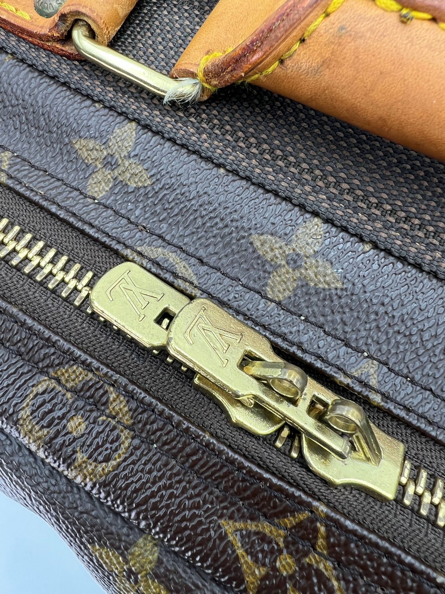 Louis Vuitton Satellite 53