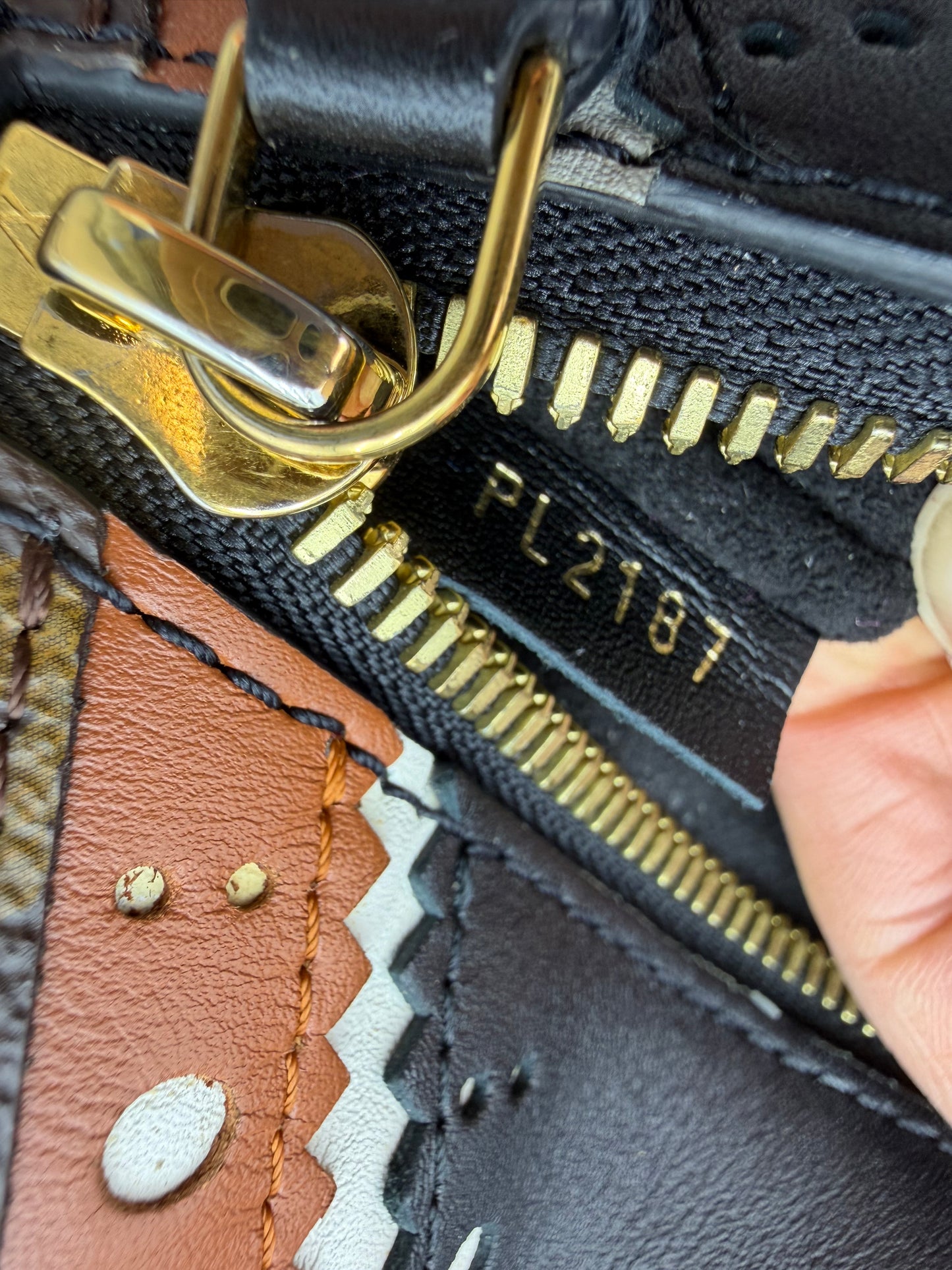 Louis Vuitton Pochette Métis Reverse Brogue