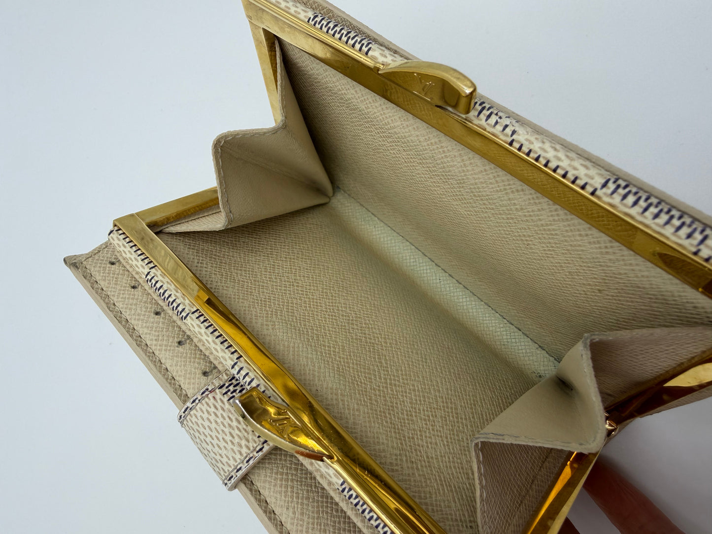 Louis Vuitton Damier Azure Kisslock Wallet