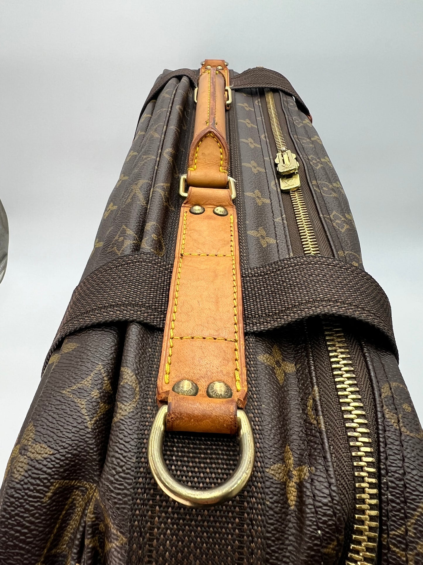 Louis Vuitton Satellite 53