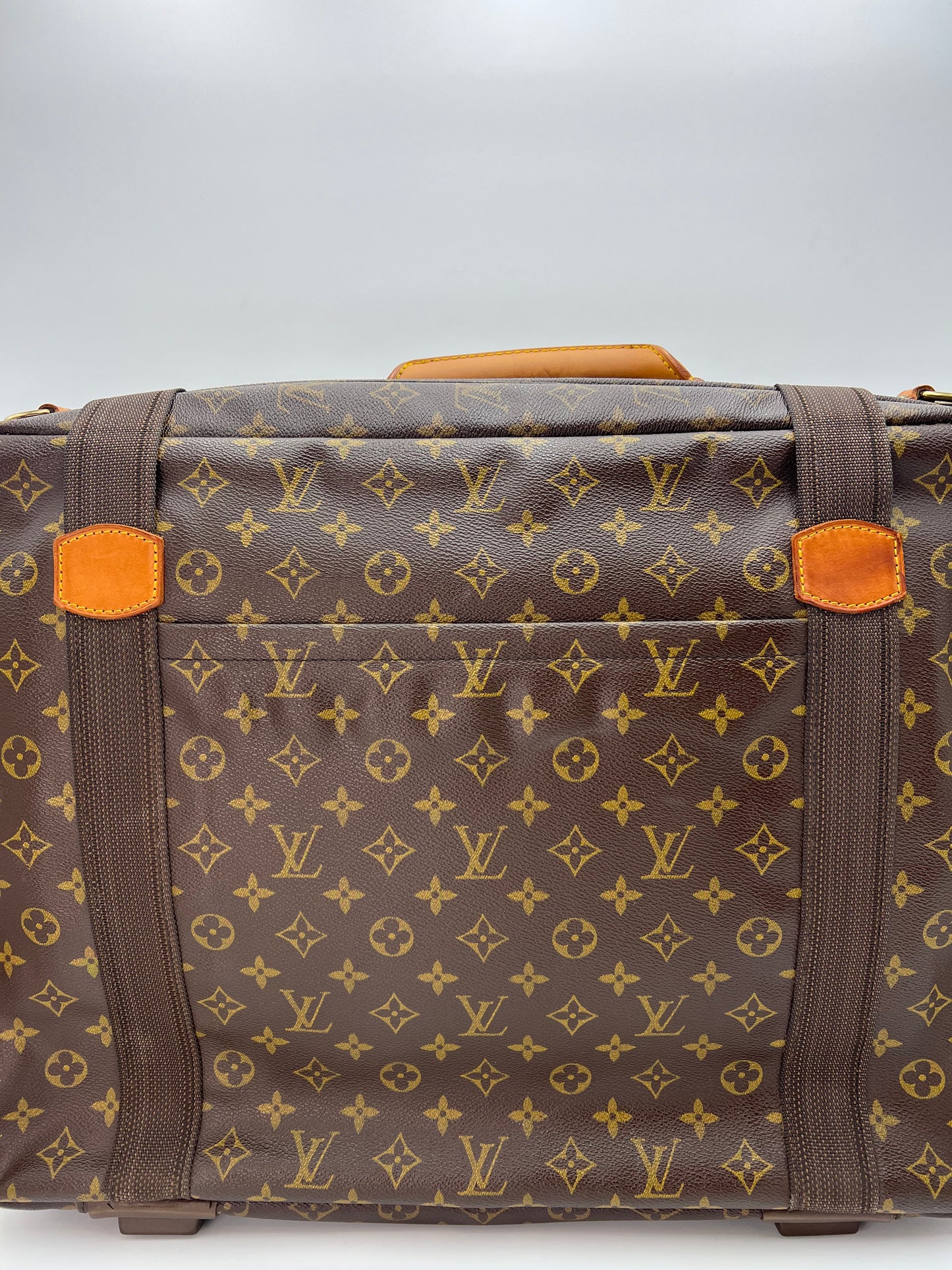 Louis Vuitton Satellite 53