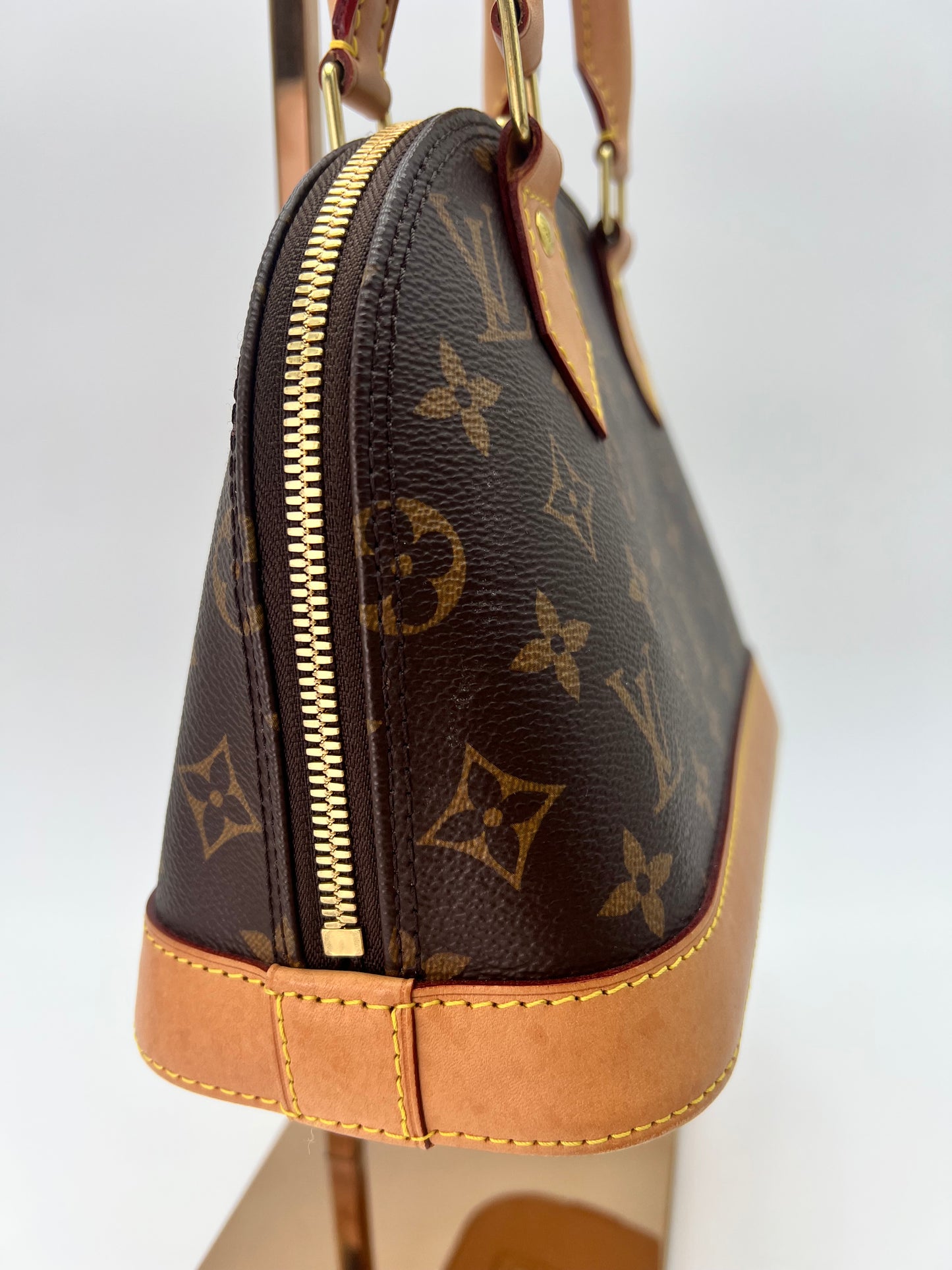 Louis Vuitton Alma BB