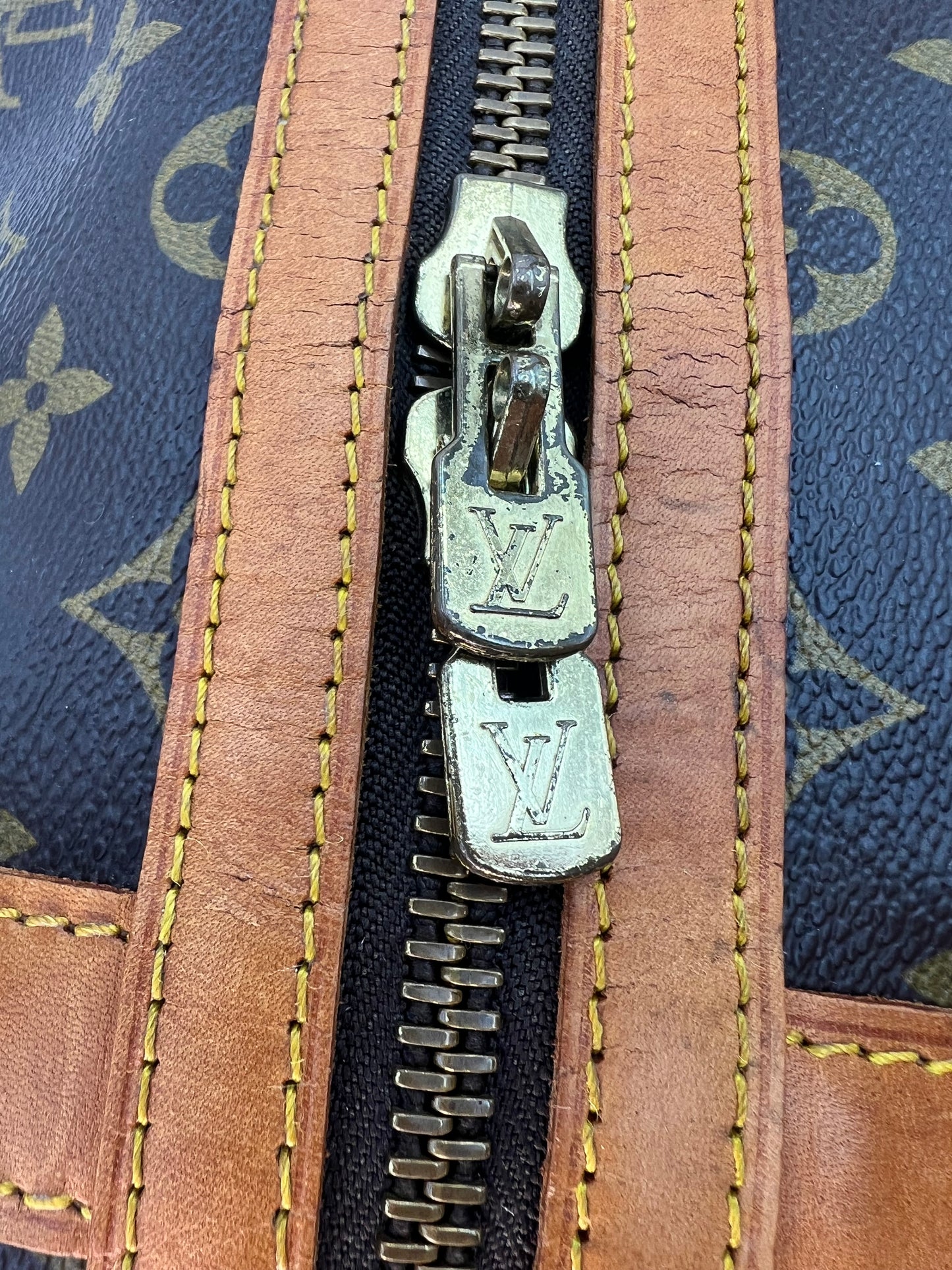 Louis Vuitton Sac Souple 45