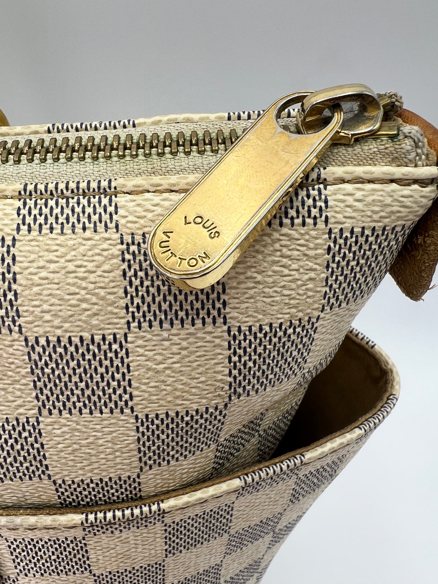 Louis Vuitton Totally PM